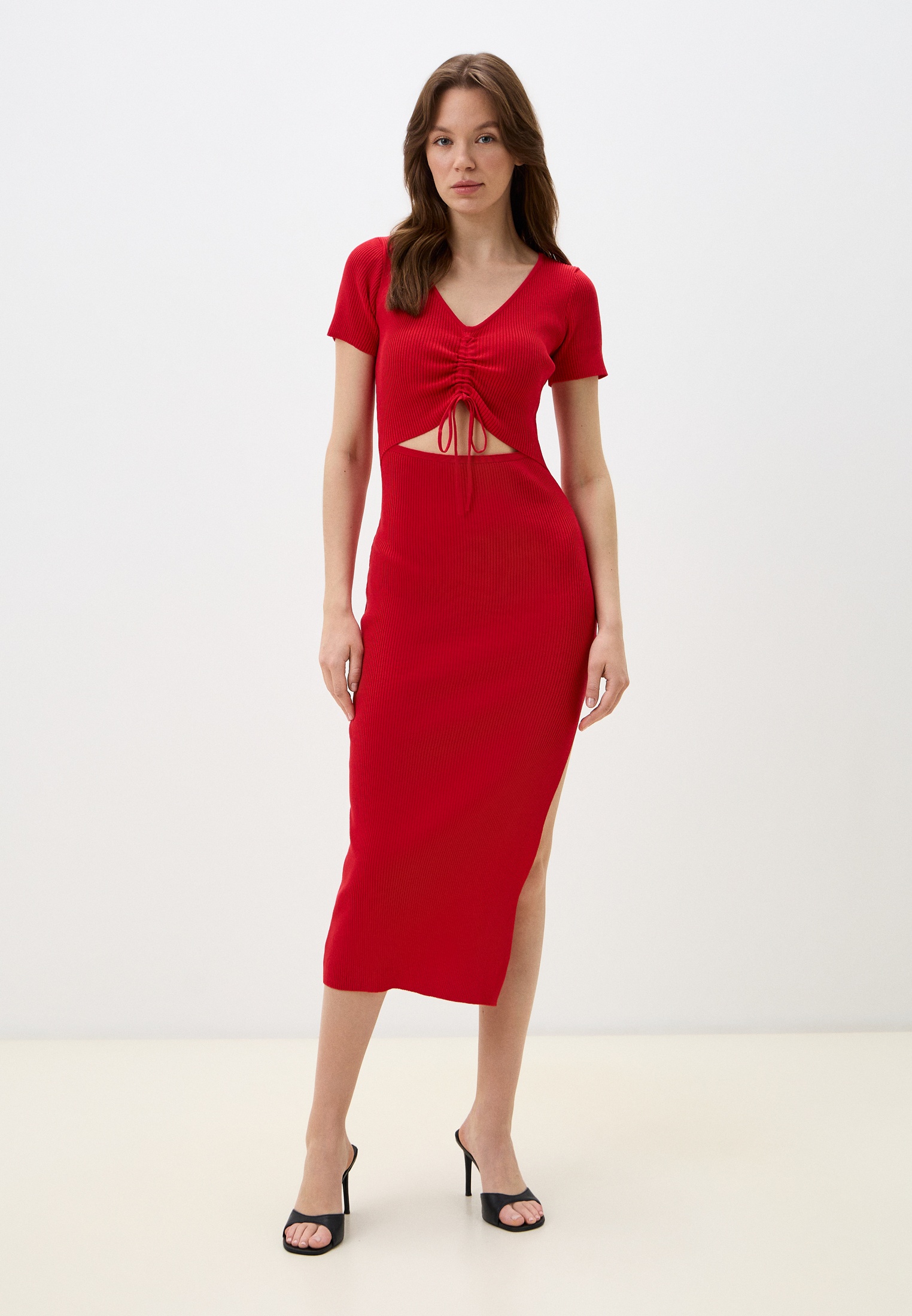 Вязаное платье Emberens 06116