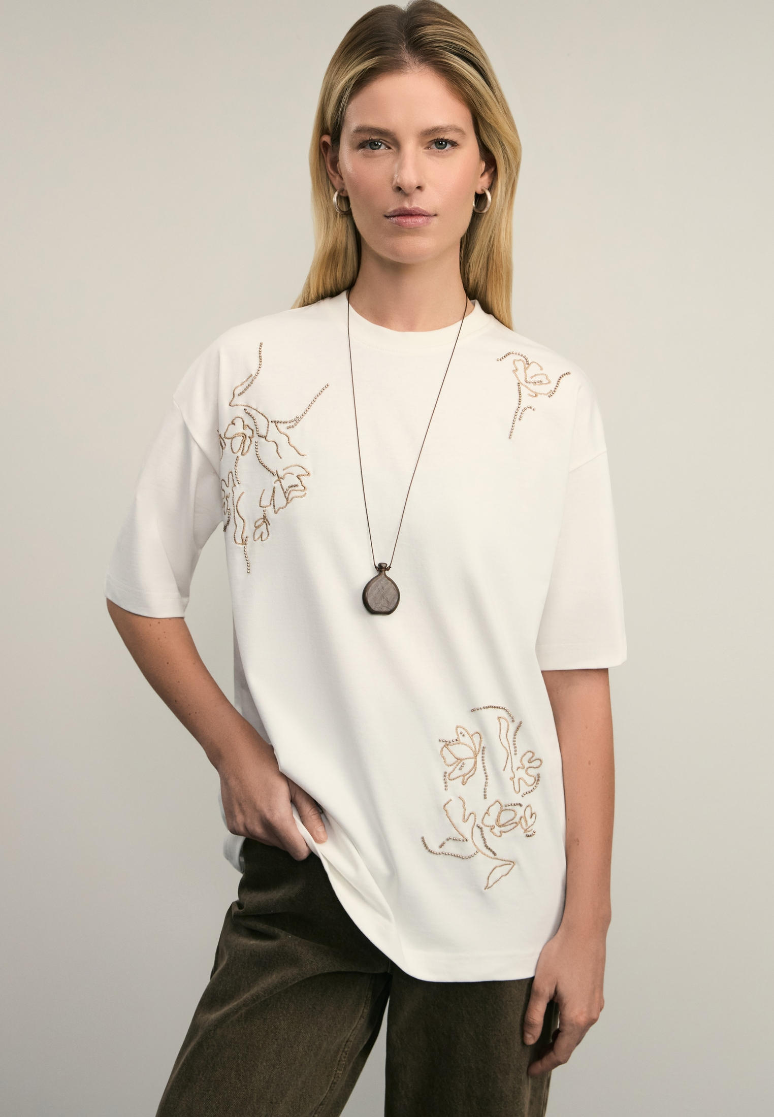 Футболка с коротким рукавом Zarina (Зарина) ZR2502033410/2/XS