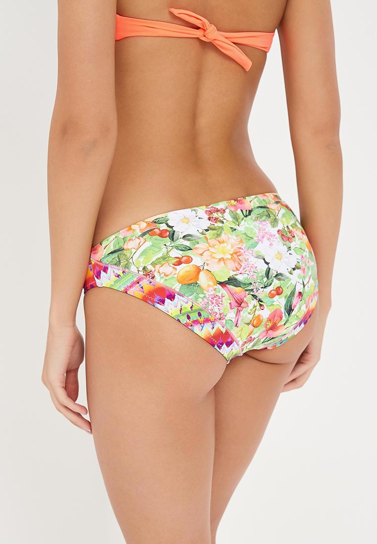 pokaz-zhen-plavochek-temnokozhie