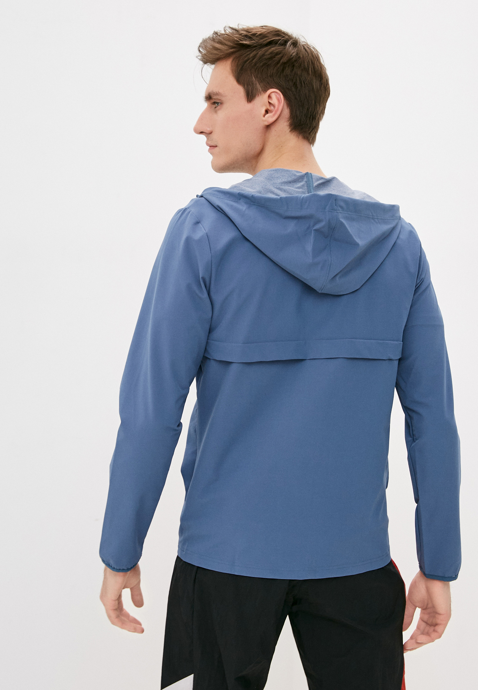 Мужская верхняя одежда Reebok (Рибок) GN9272 купить за 3840 руб.