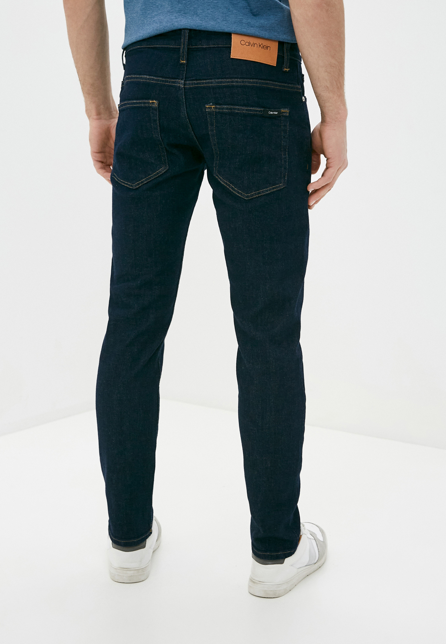 Мужские зауженные джинсы Calvin Klein (Кельвин Кляйн) K10K107005: изображение 4