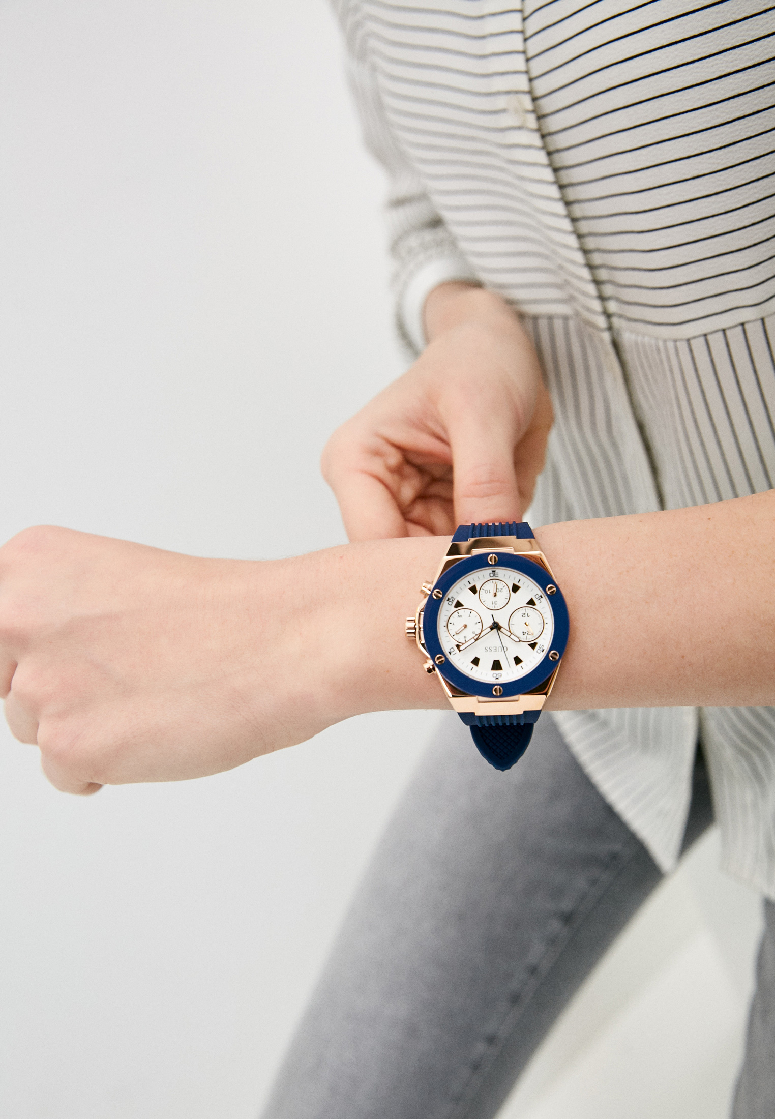 Часы женские Guess (Гесс) GW0030L5 цвет синий купить за 12590 руб.