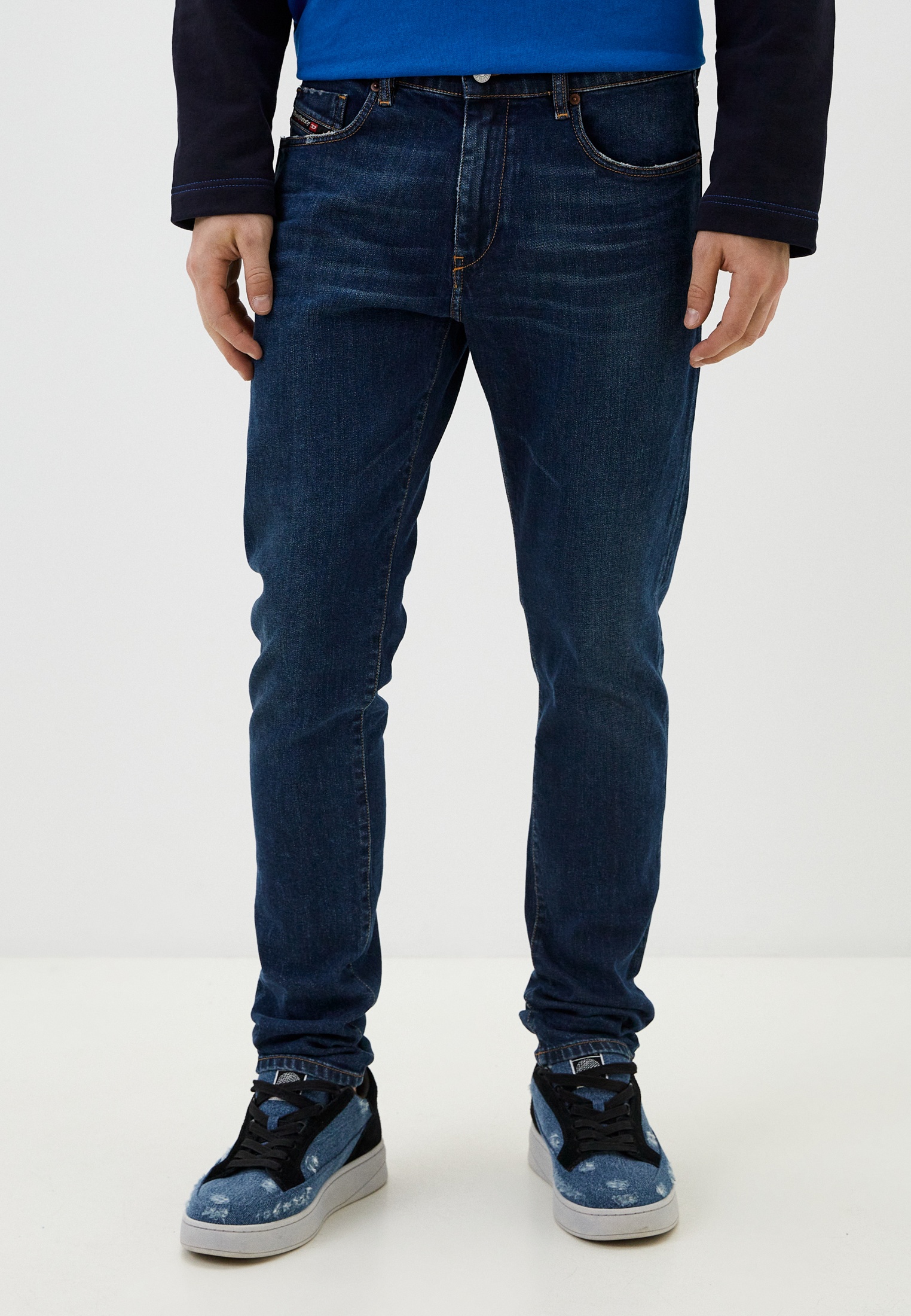 Мужские зауженные джинсы Diesel (Дизель) 00SPW6009NV: изображение 2