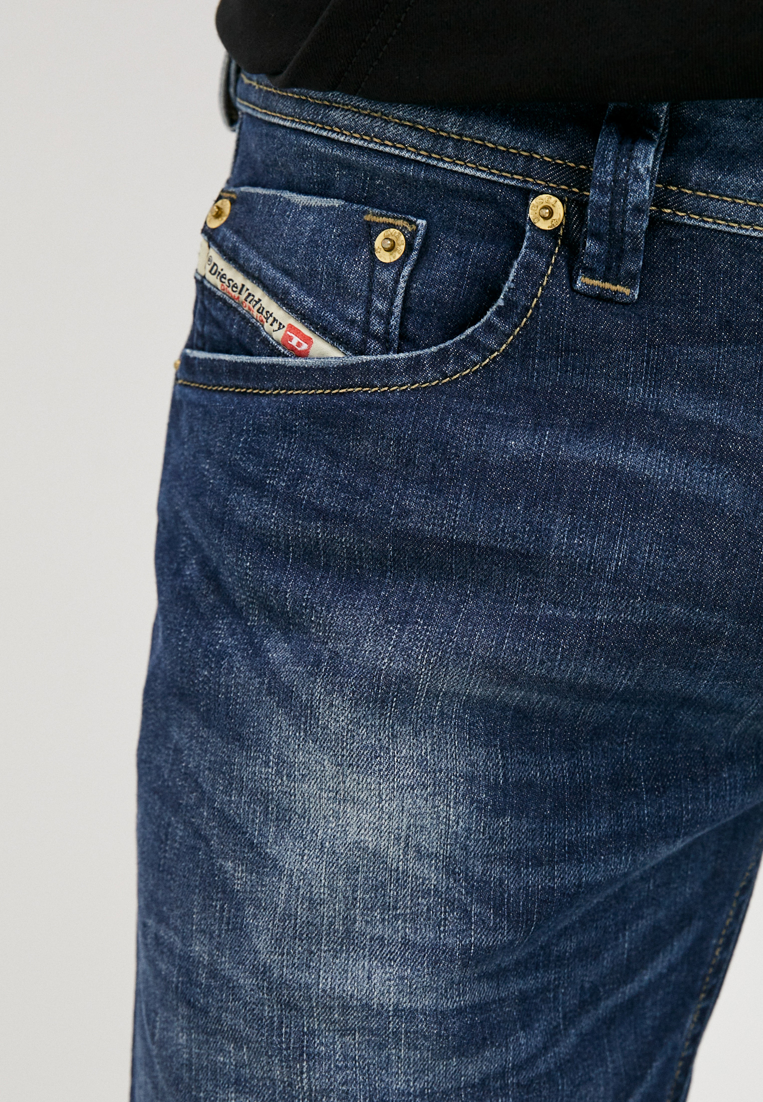 Мужские прямые джинсы Diesel (Дизель) 00C06P0853R: изображение 4