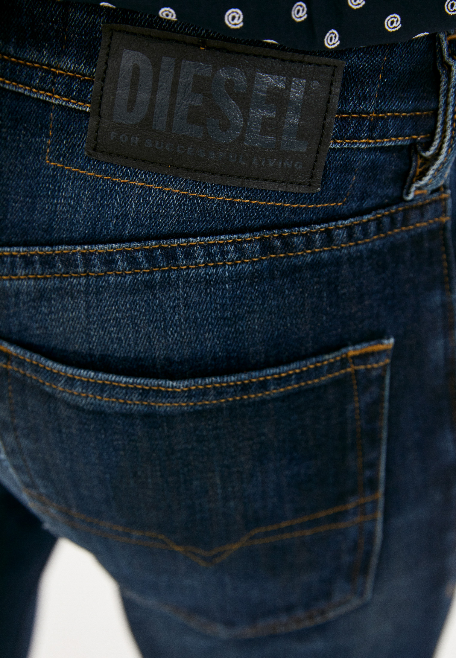 Мужские прямые джинсы Diesel (Дизель) 00SDHA0890Z: изображение 8
