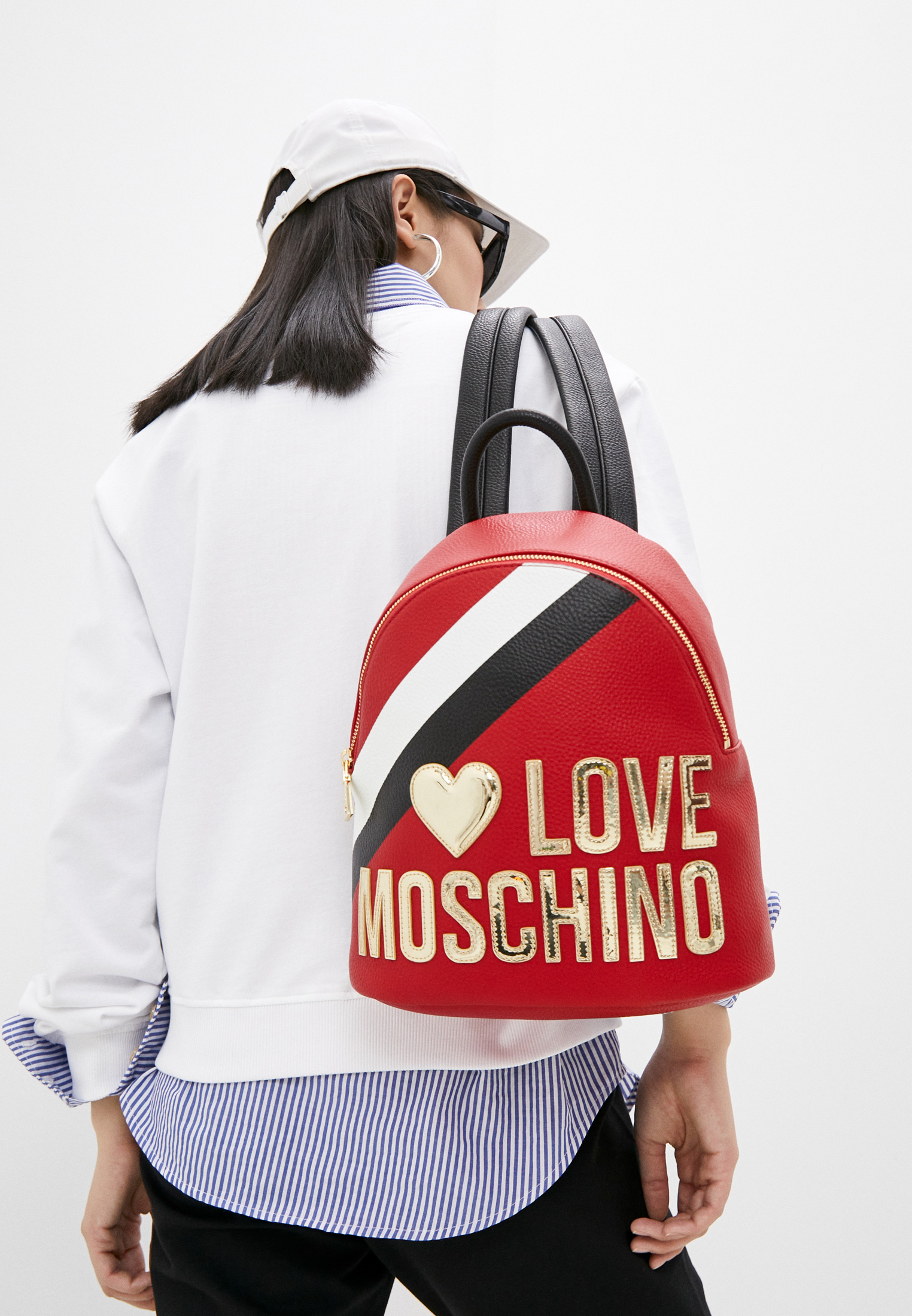 Рюкзак лав москино красный. Рюкзак love moschino золотой. Рюкзак москино блэктэди. Люблю рюкзаки. Рюкзак love moschino бежевый.