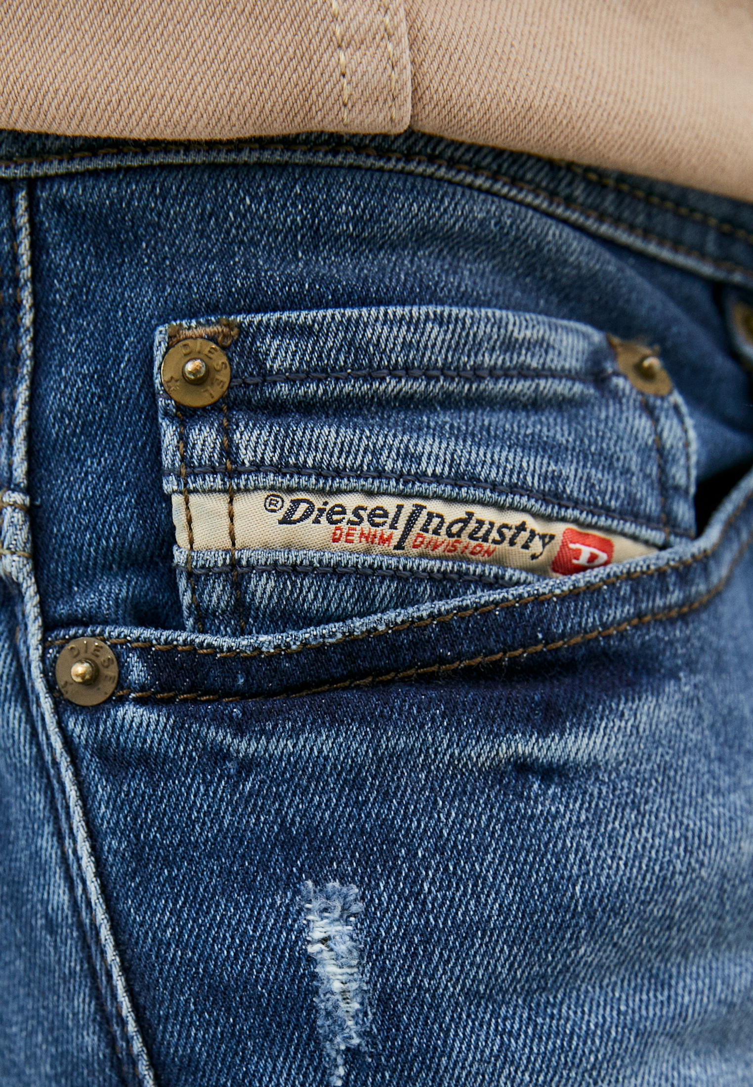 Мужские прямые джинсы Diesel (Дизель) 00C03G084GG: изображение 4