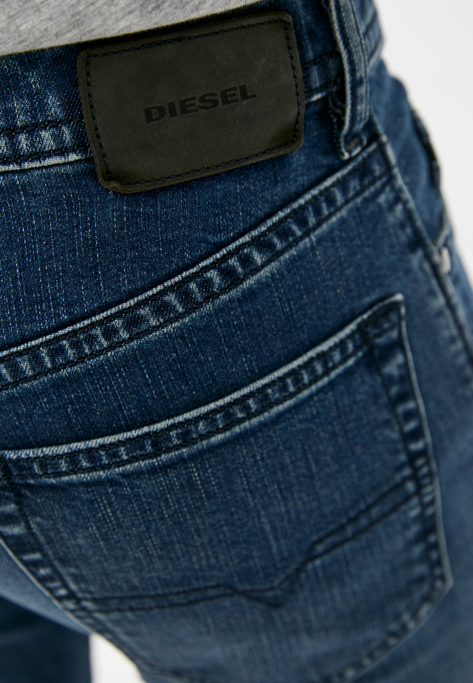 Мужские зауженные джинсы Diesel (Дизель) 00SDHB084TU: изображение 4