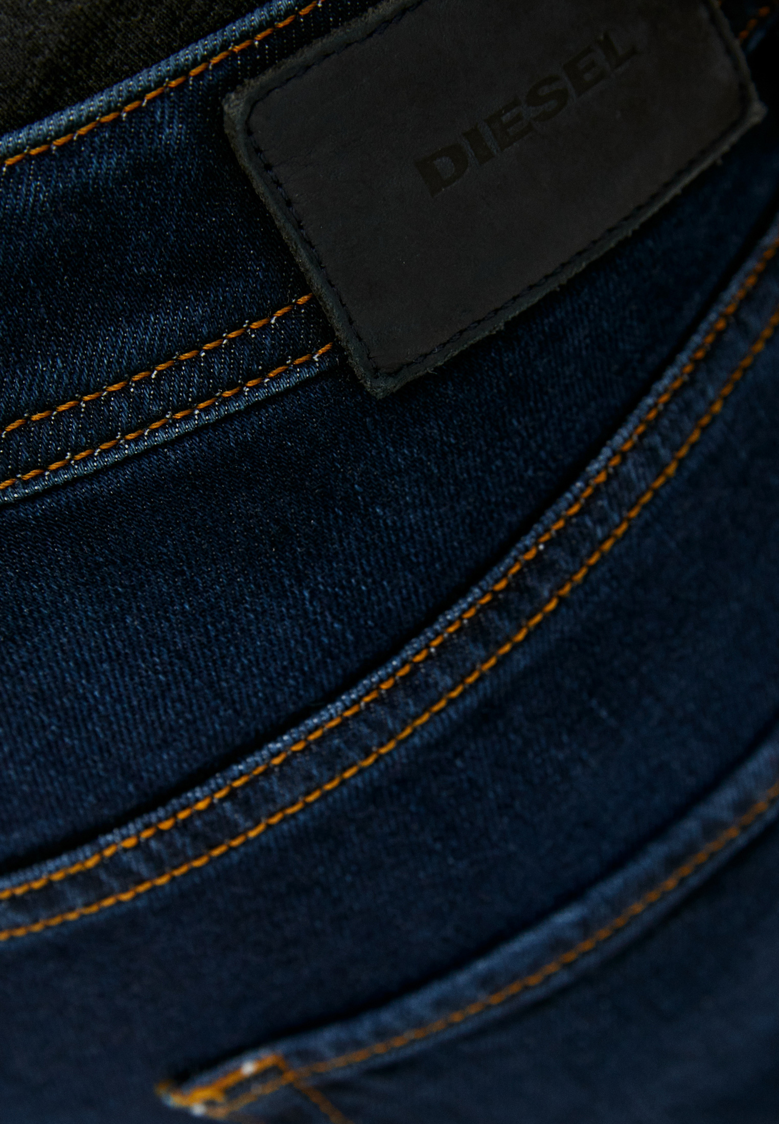 Мужские зауженные джинсы Diesel (Дизель) 00SU1W084ZC: изображение 4
