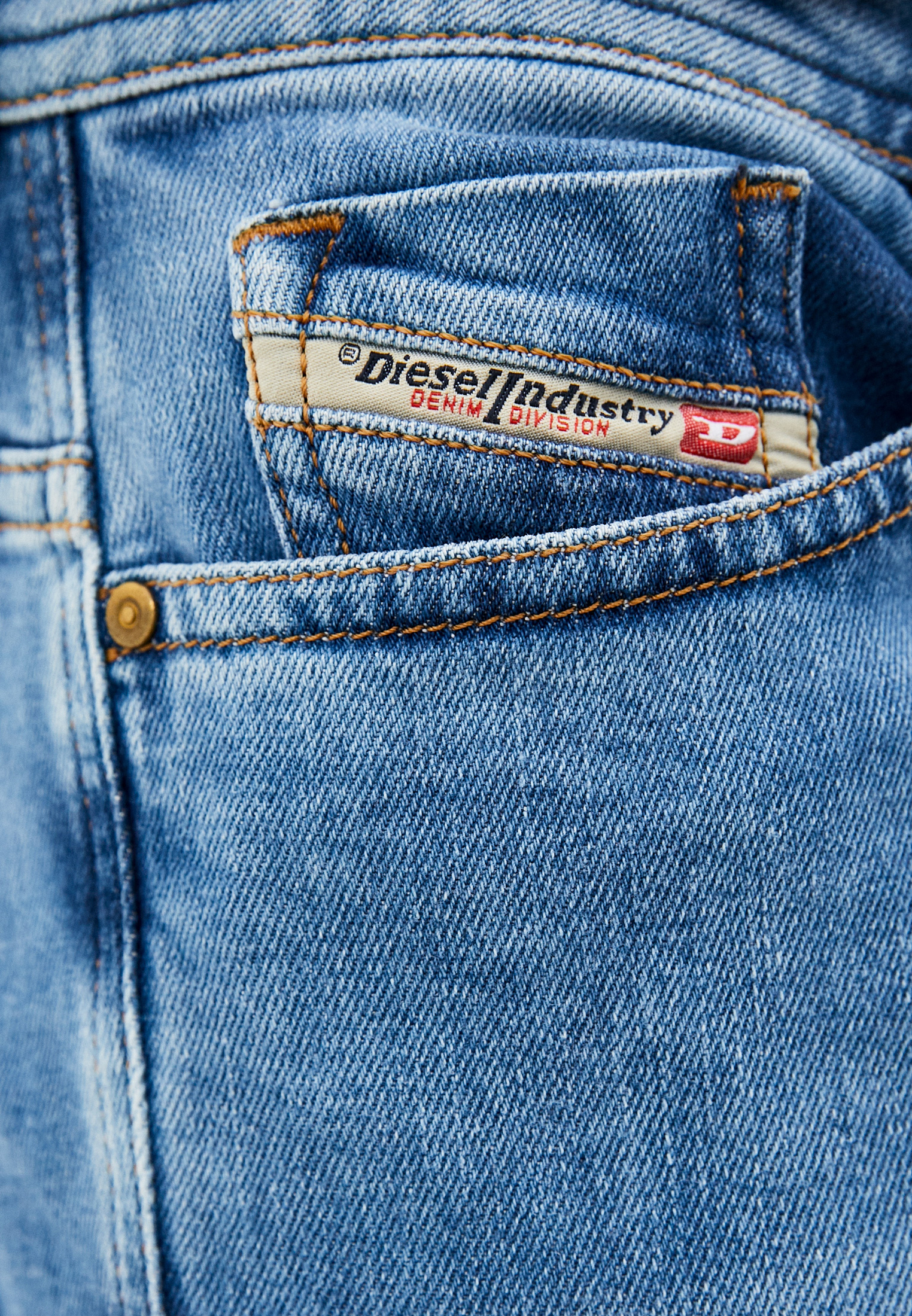 Мужские зауженные джинсы Diesel (Дизель) 00SW1P087AR: изображение 4