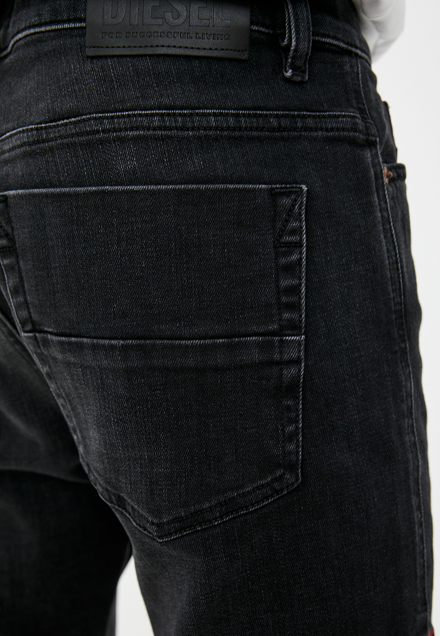 Мужские зауженные джинсы Diesel (Дизель) 00SDU80096P: изображение 4