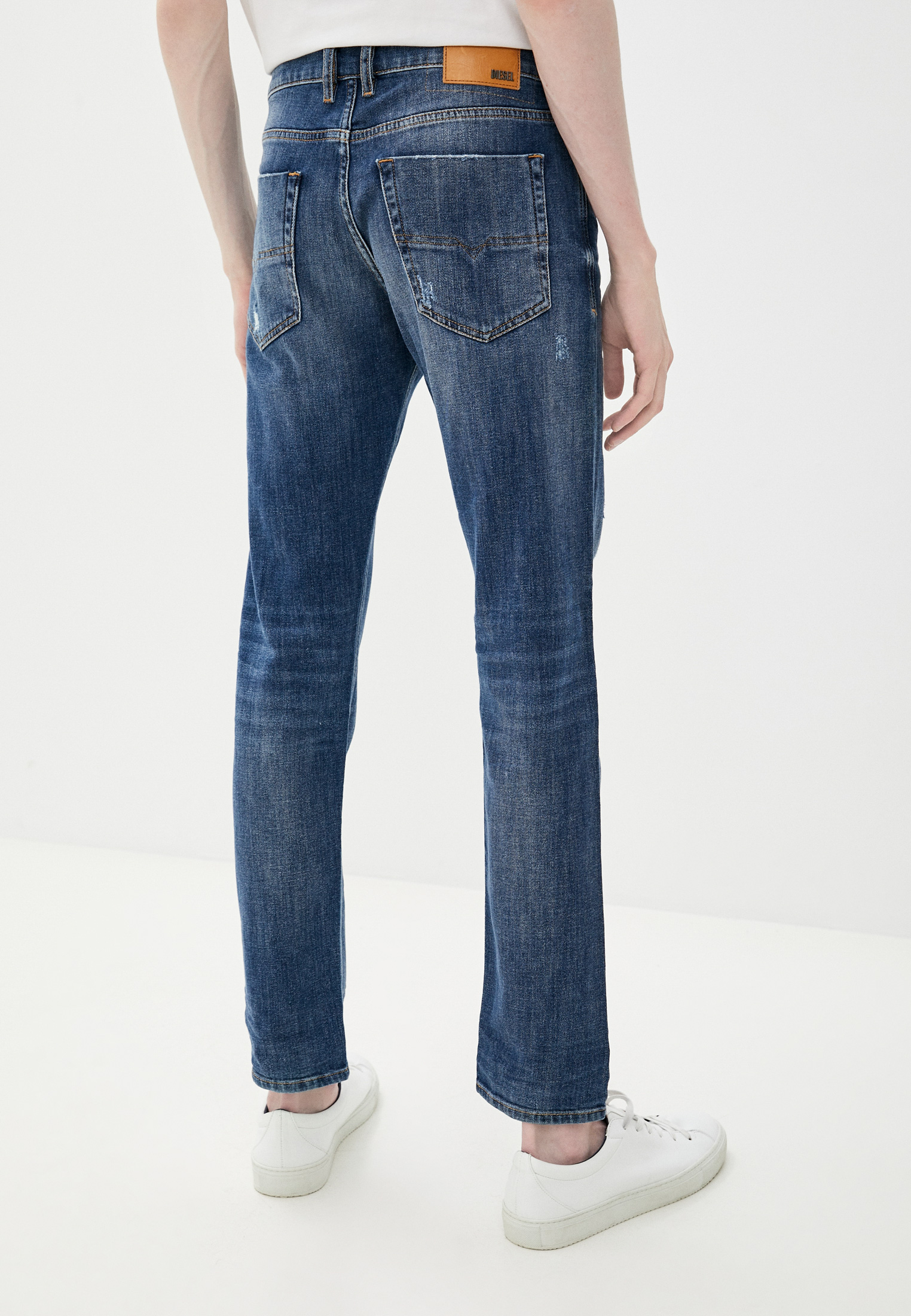 Мужские зауженные джинсы Diesel (Дизель) 00SWID0890X: изображение 7