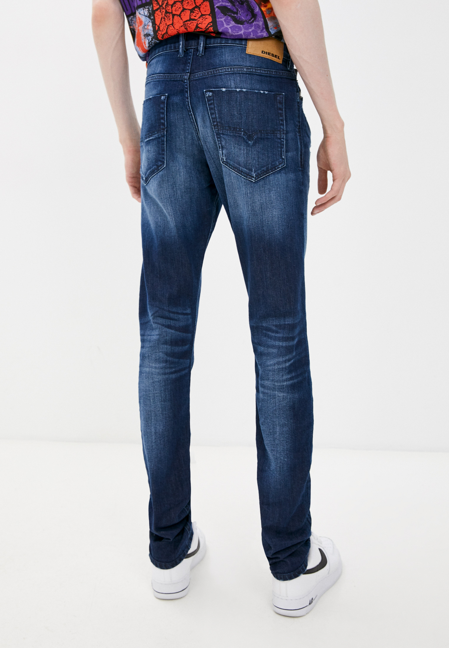 Мужские зауженные джинсы Diesel (Дизель) 00SWIE0095R: изображение 3