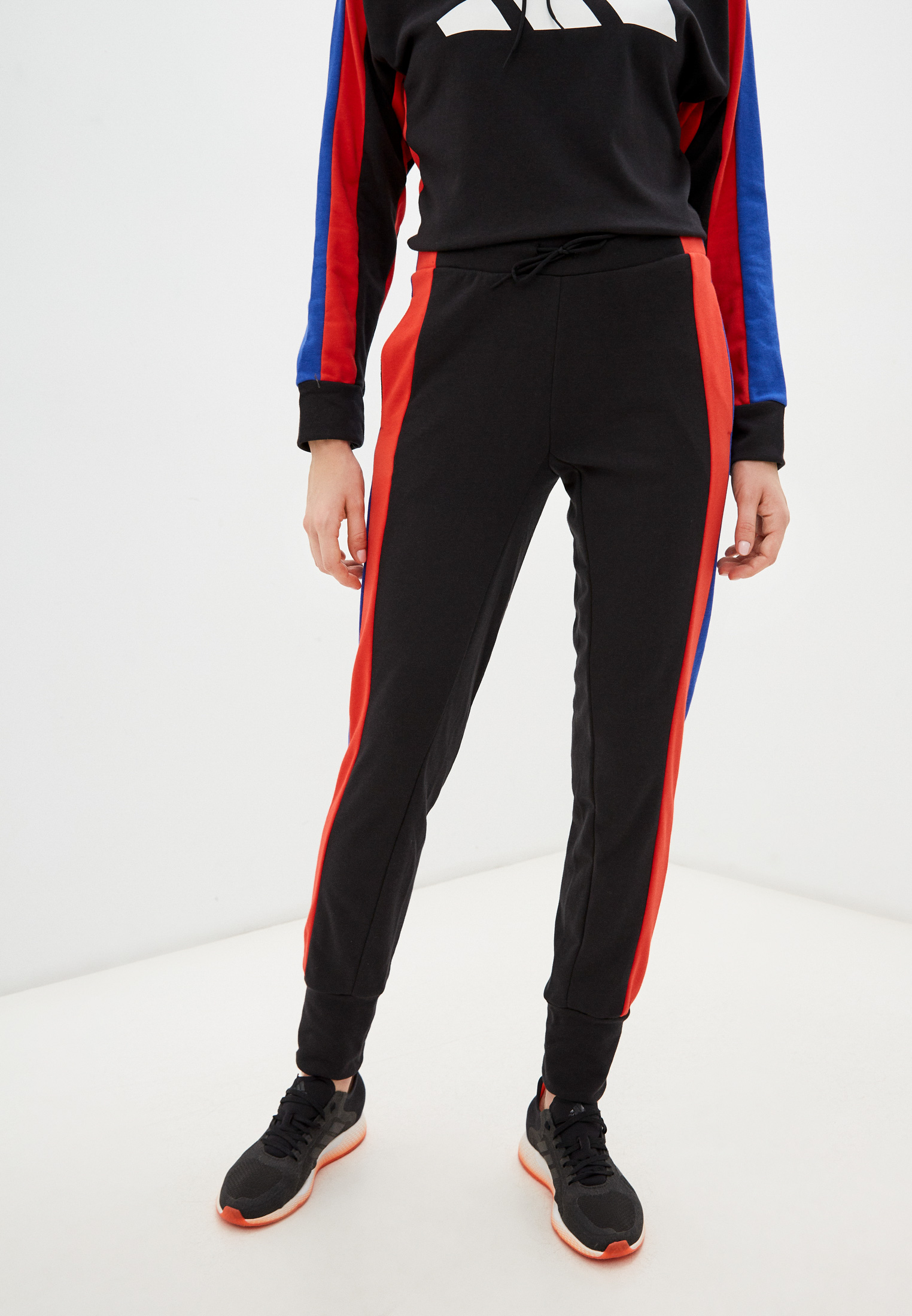 Спортивный костюм adidas Performance чёрный (GT3709). Цена, купить  Спортивный костюм adidas Performance чёрный (GT3709) в Киеве, Харькове,  Одессе, Днепре, Николаеве, Запорожье, Украине | MODNAFAMILIE