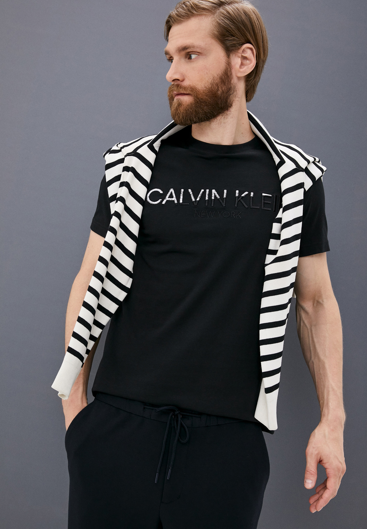 Мужская футболка Calvin Klein (Кельвин Кляйн) K10K107247: изображение 2