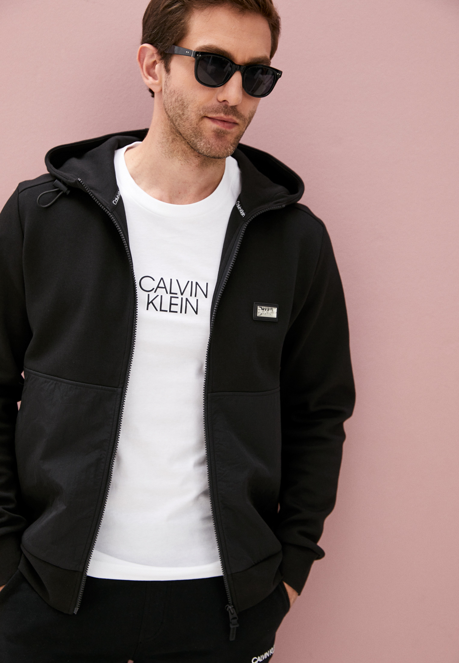 Мужская футболка Calvin Klein (Кельвин Кляйн) K10K106844: изображение 2