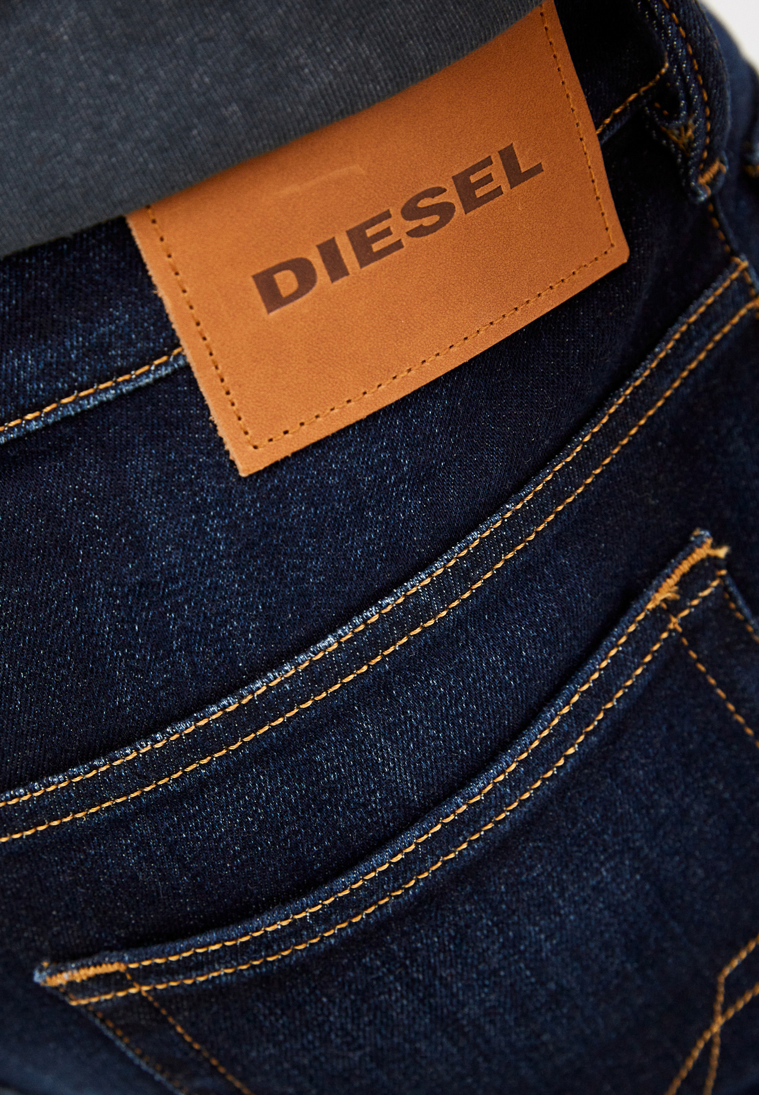 Мужские зауженные джинсы Diesel (Дизель) A00394009ZS: изображение 4