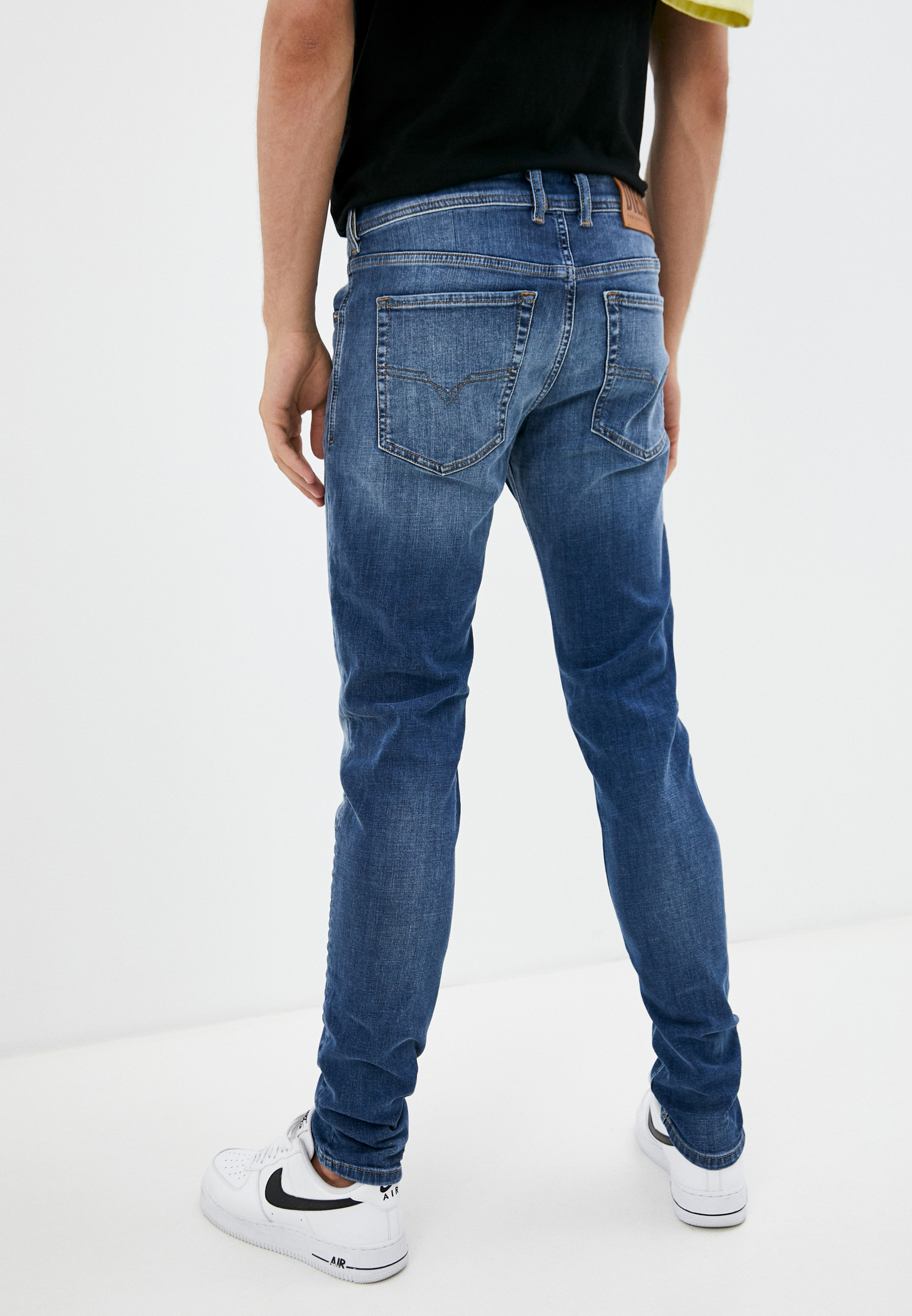 Мужские зауженные джинсы Diesel (Дизель) 00SWJF09A60: изображение 3