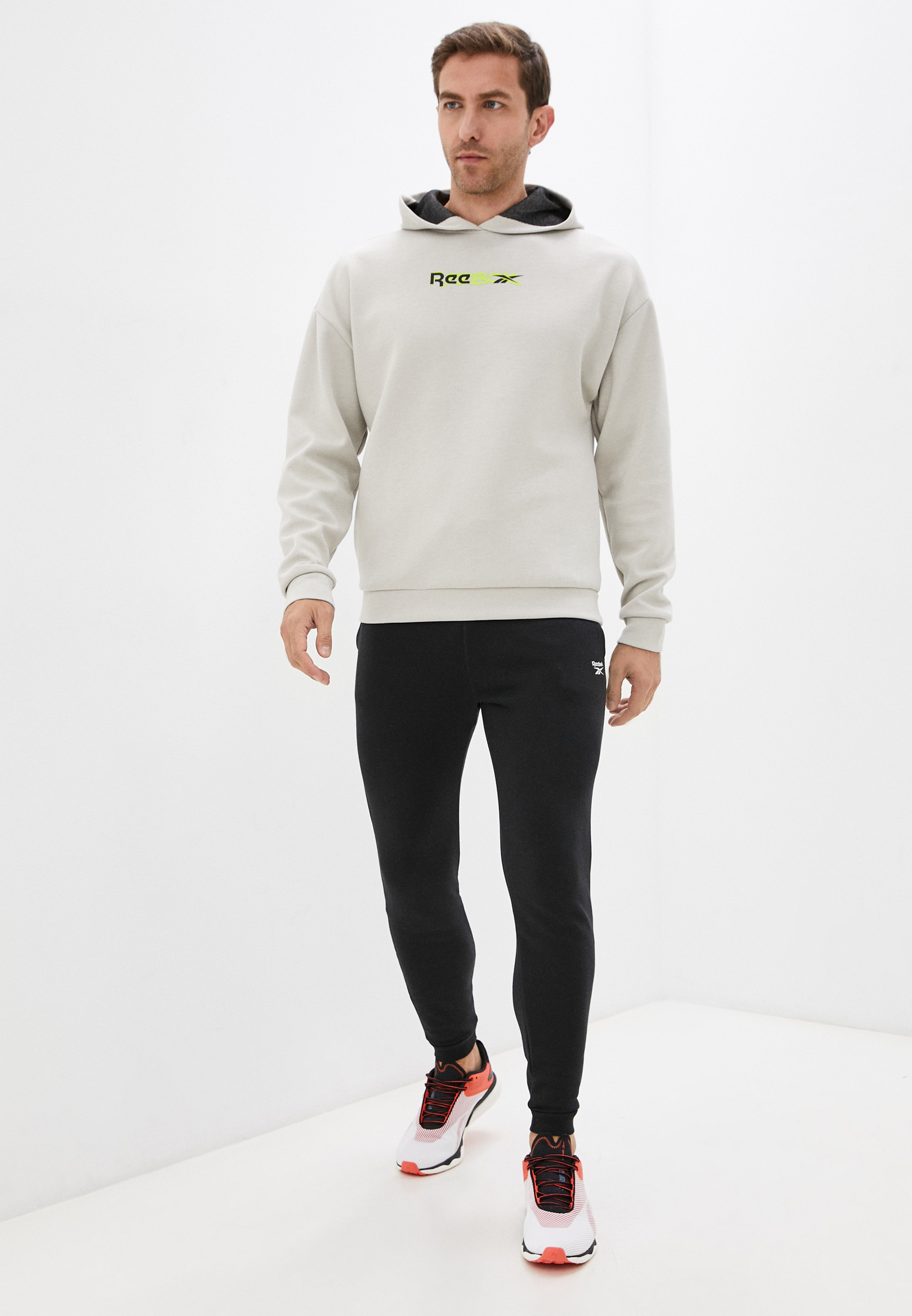 Мужские спортивные брюки Reebok (Рибок) GT5802 купить за 2390 руб.