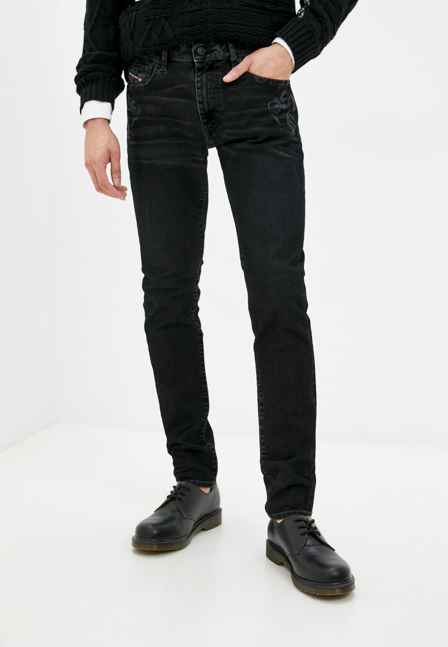 Мужские зауженные джинсы Diesel (Дизель) A01208009KT: изображение 1