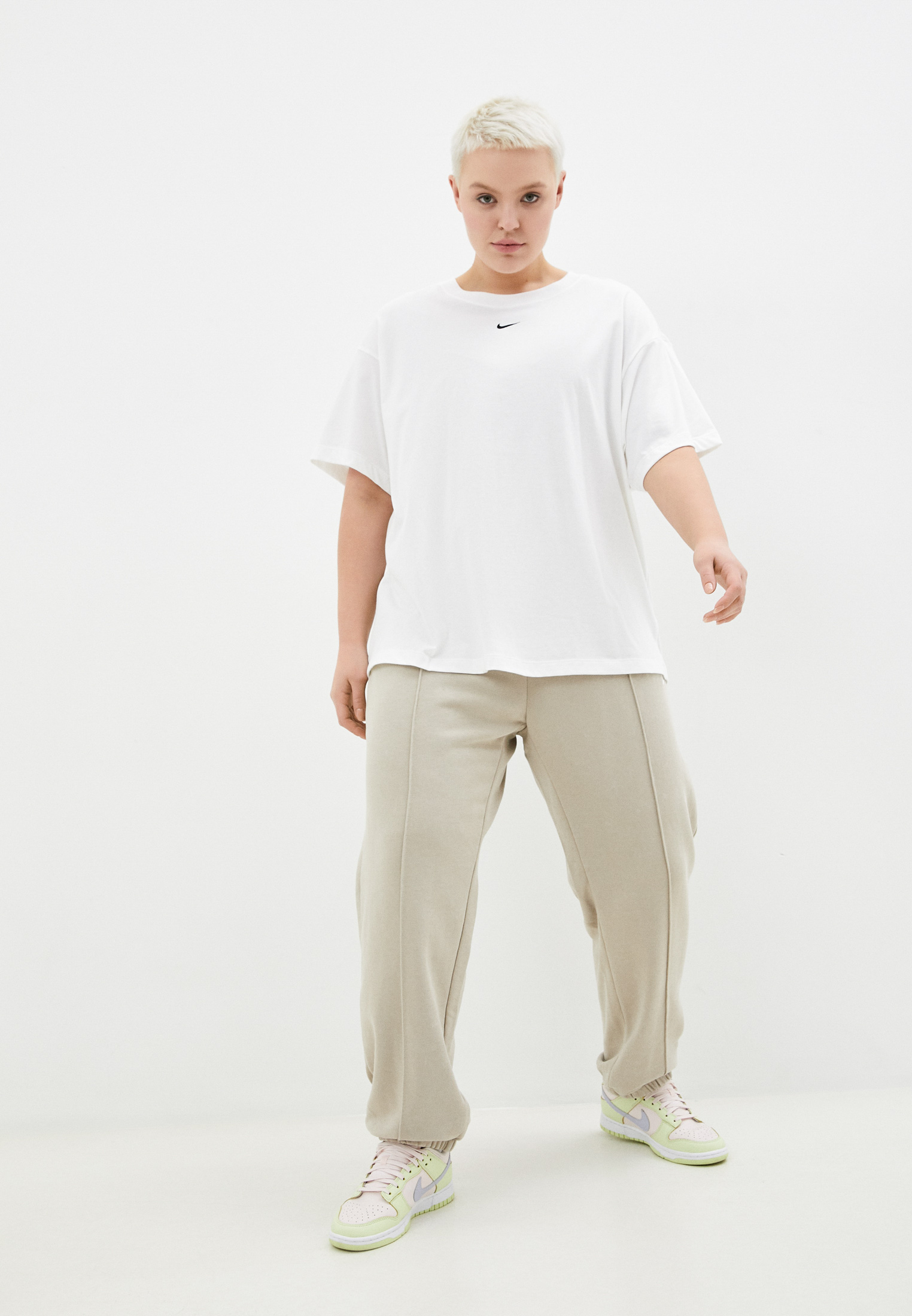 Футболка женская Nike (Найк) DM5123 купить