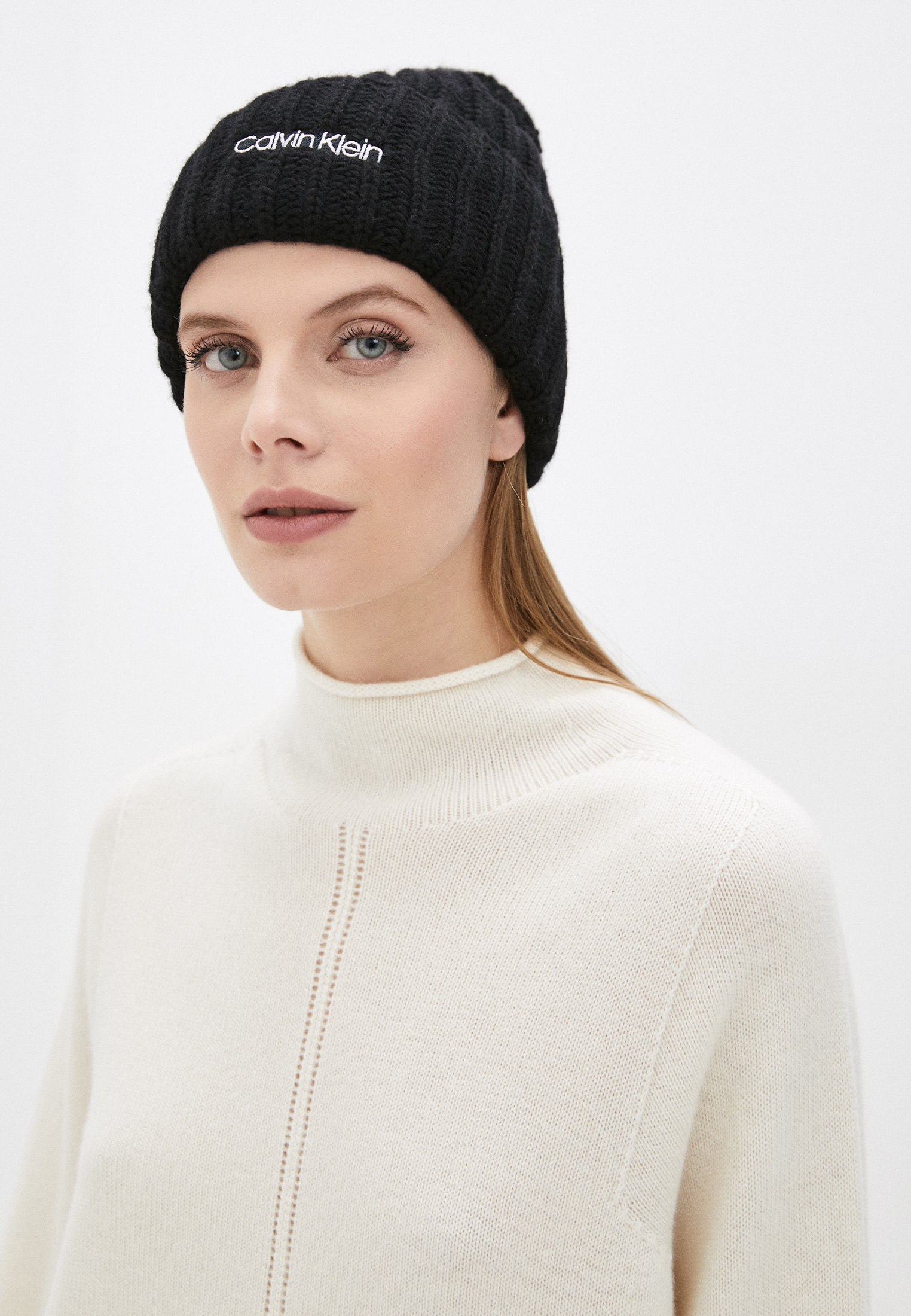 Купить Шапку Calvin Klein Женская