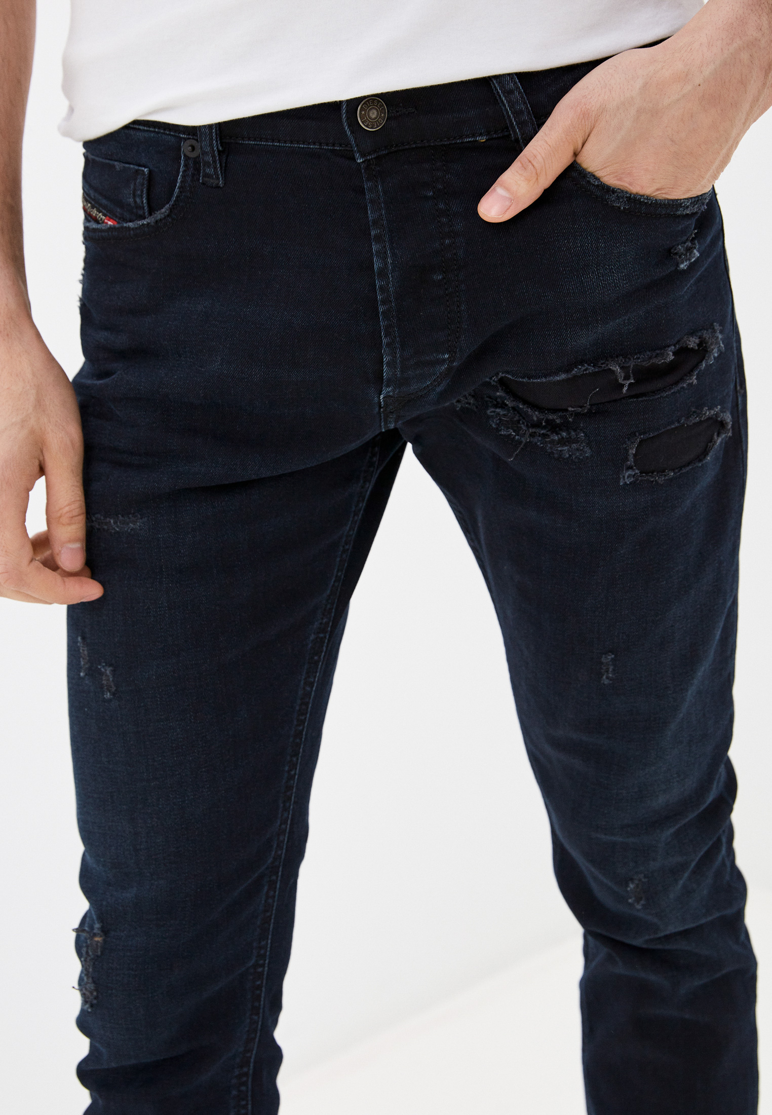 Мужские зауженные джинсы Diesel (Дизель) 00SWIC069GM: изображение 4