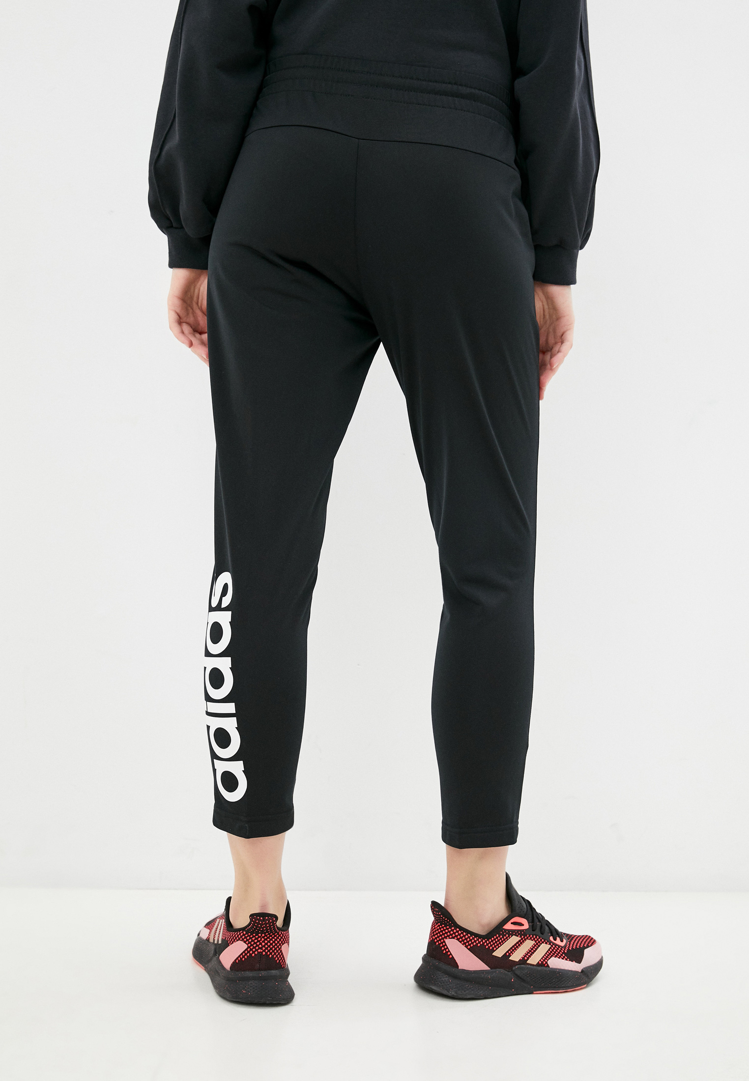 Shop ESSENTIALS LOGO 7/8 PANTS - marcqa.. Discover more more Brands more  Collections