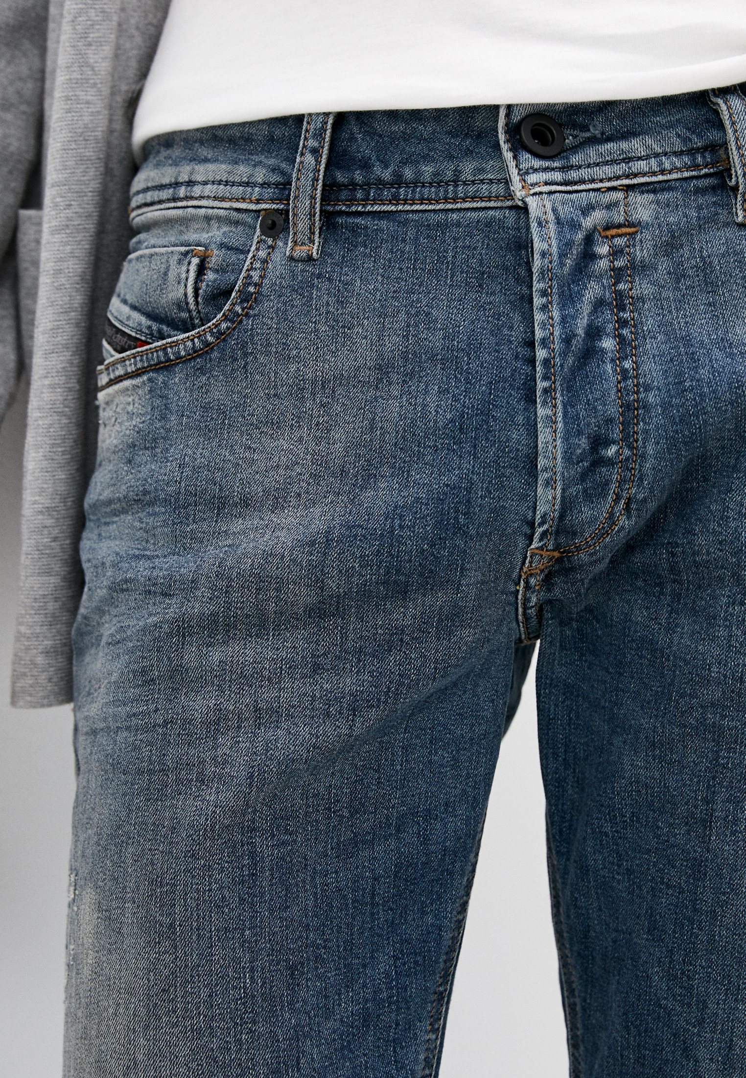 Мужские зауженные джинсы Diesel (Дизель) 00S7VG069FI: изображение 4