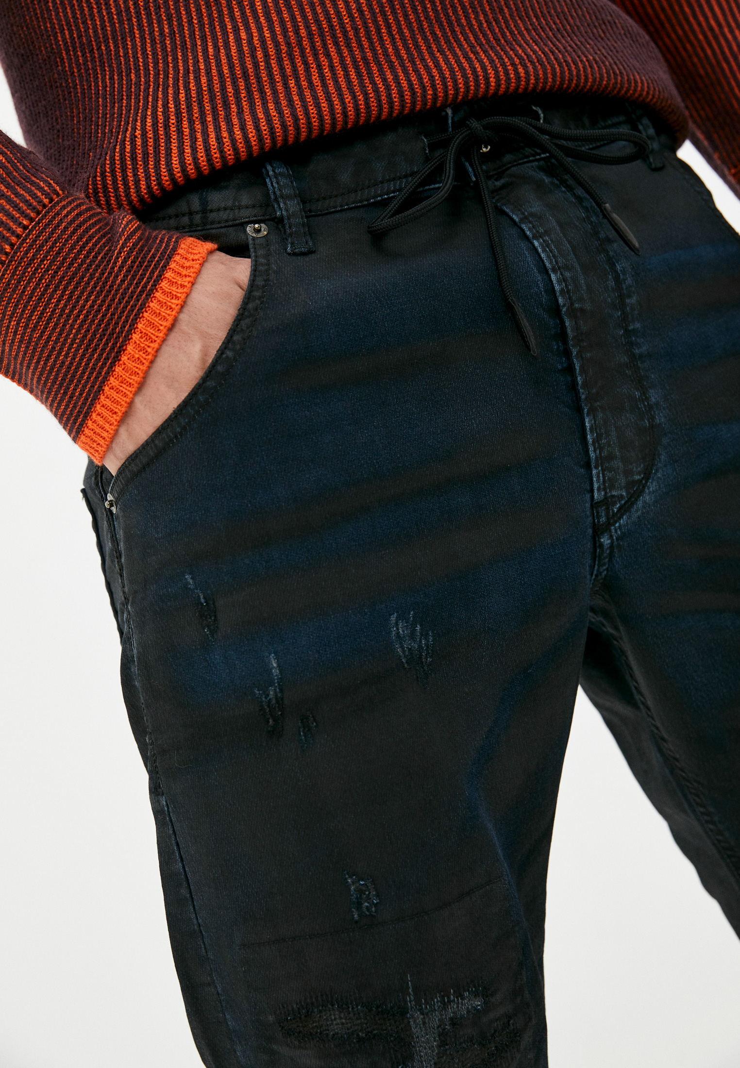 Мужские зауженные джинсы Diesel (Дизель) 00SU3F0680B: изображение 4