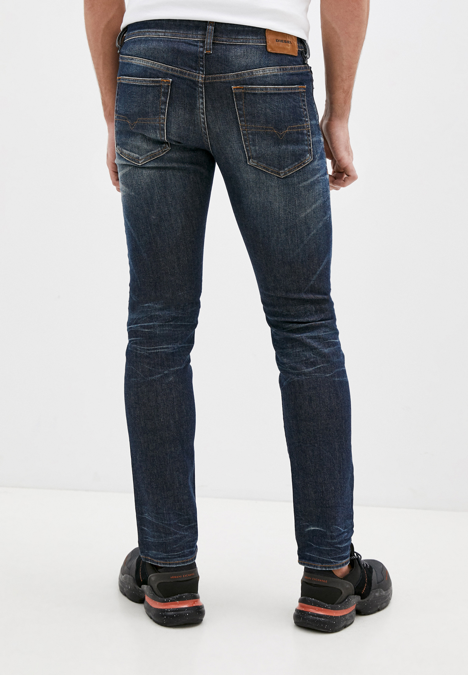Мужские зауженные джинсы Diesel (Дизель) 00SDHB084ZU: изображение 3