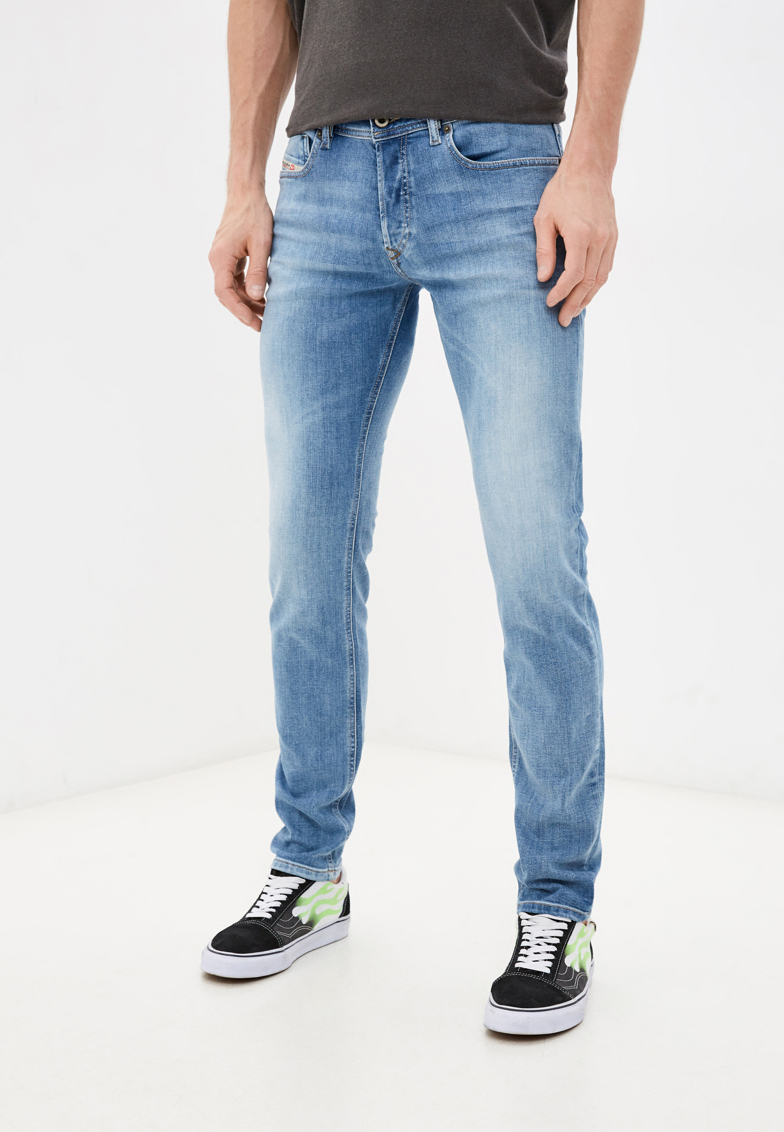 Мужские зауженные джинсы Diesel (Дизель) 00SWJF0095G: изображение 1