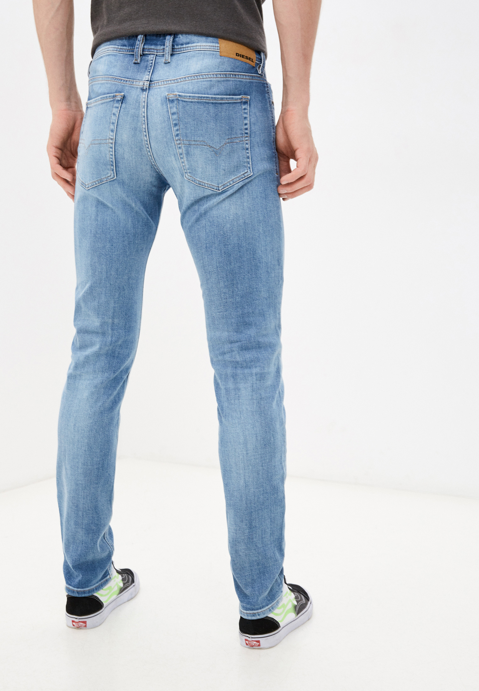Мужские зауженные джинсы Diesel (Дизель) 00SWJF0095G: изображение 3