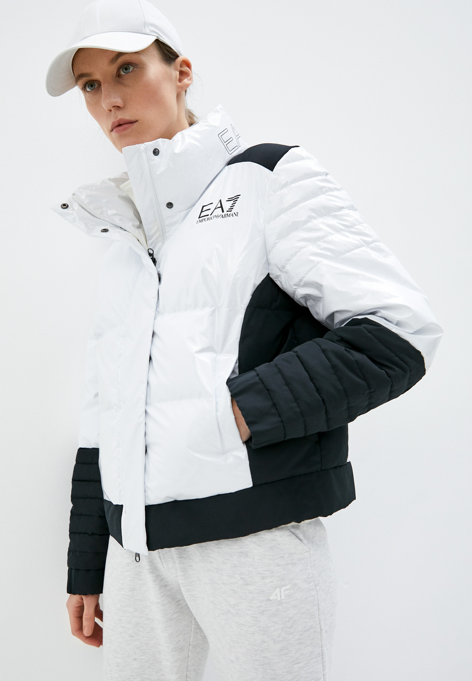 Утепленная куртка женская EA7 6KTB01 TN6BZ купить за 28630 руб.