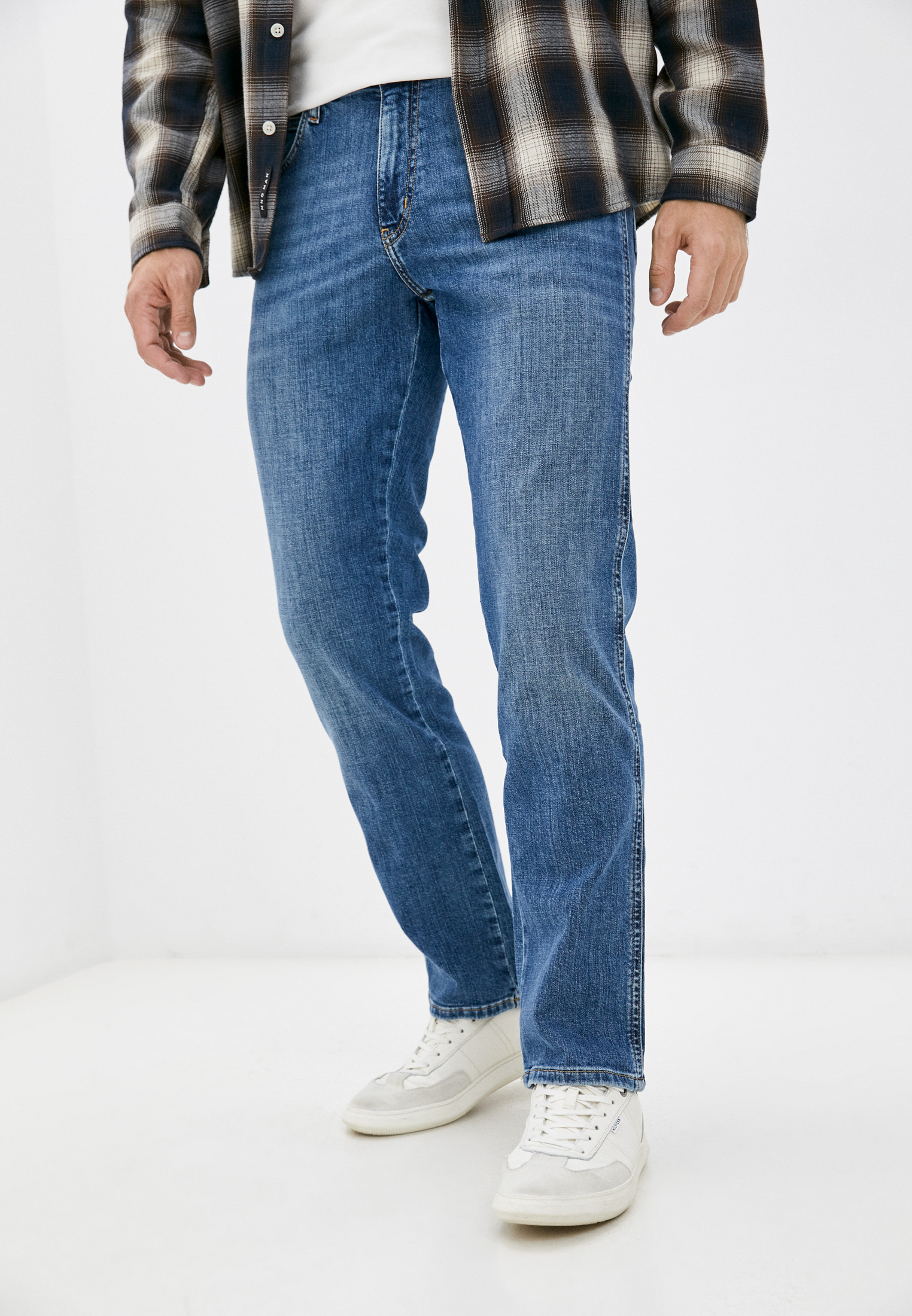 Мужские прямые джинсы Wrangler 