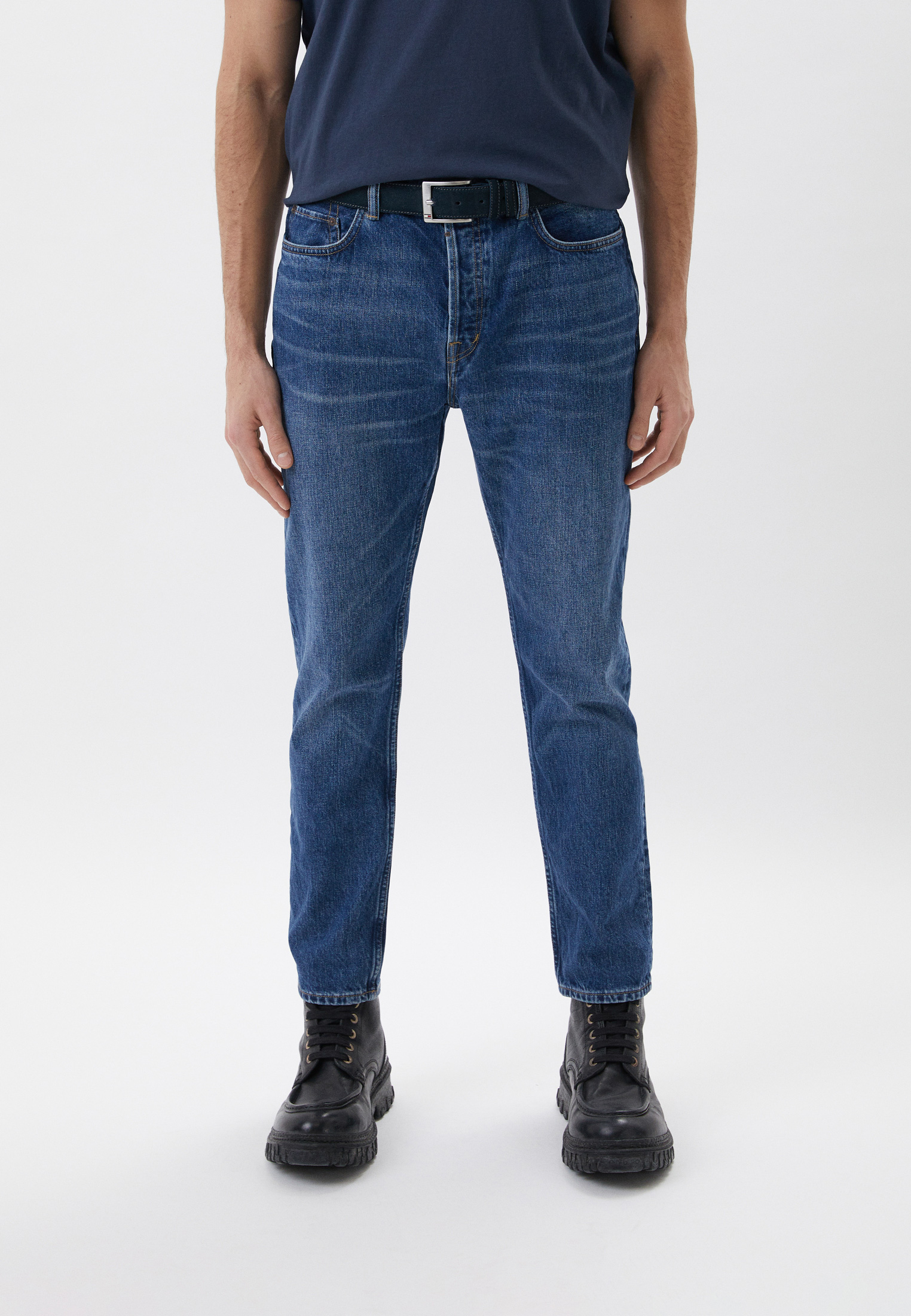 Зауженные джинсы AllSaints ME027V