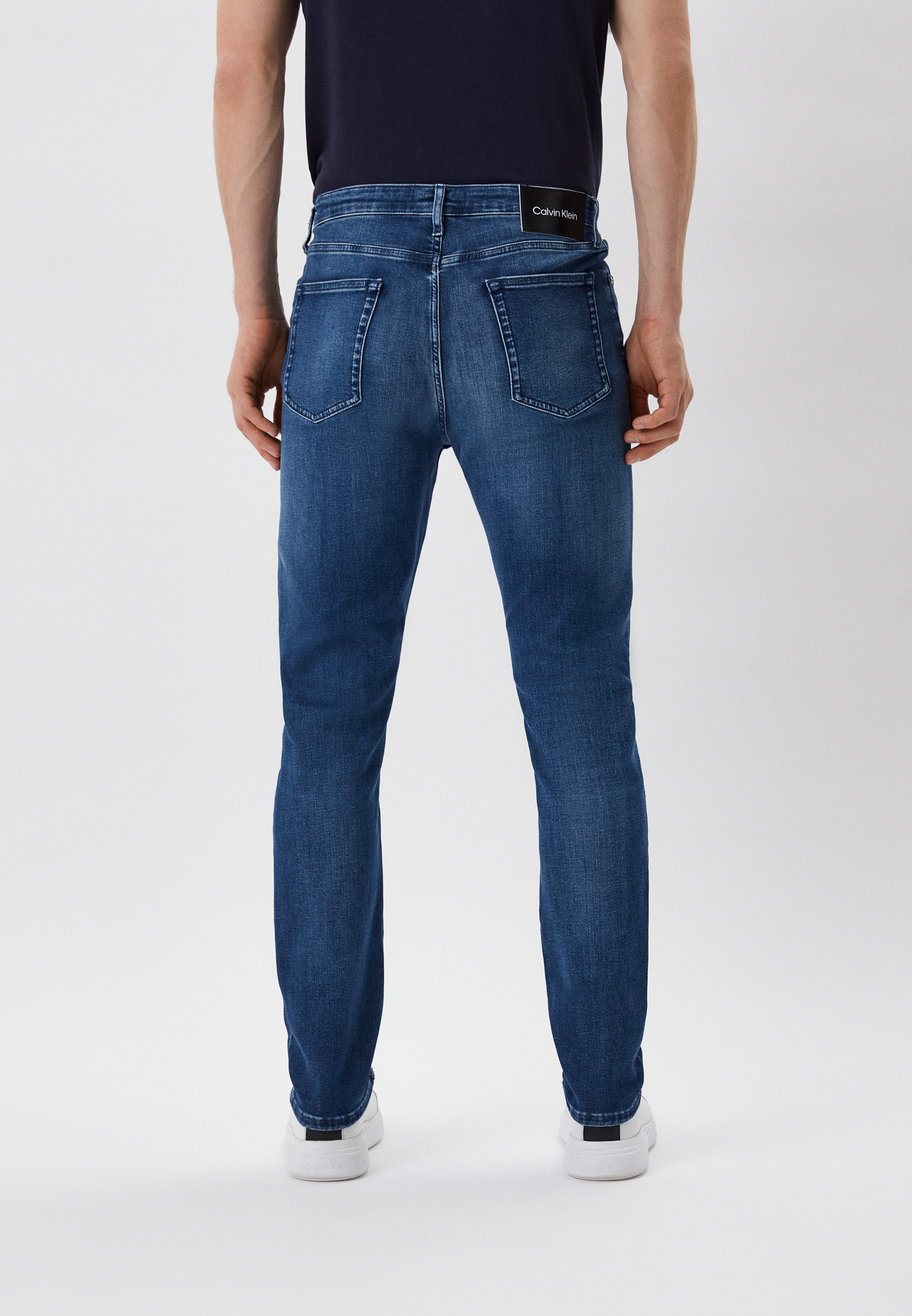 Мужские зауженные джинсы Calvin Klein (Кельвин Кляйн) K10K108132: изображение 3