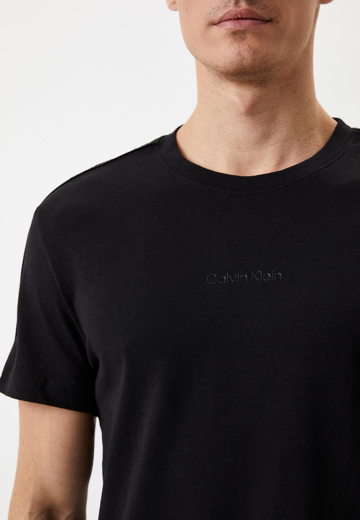 Мужская футболка Calvin Klein (Кельвин Кляйн) K10K109051: изображение 7