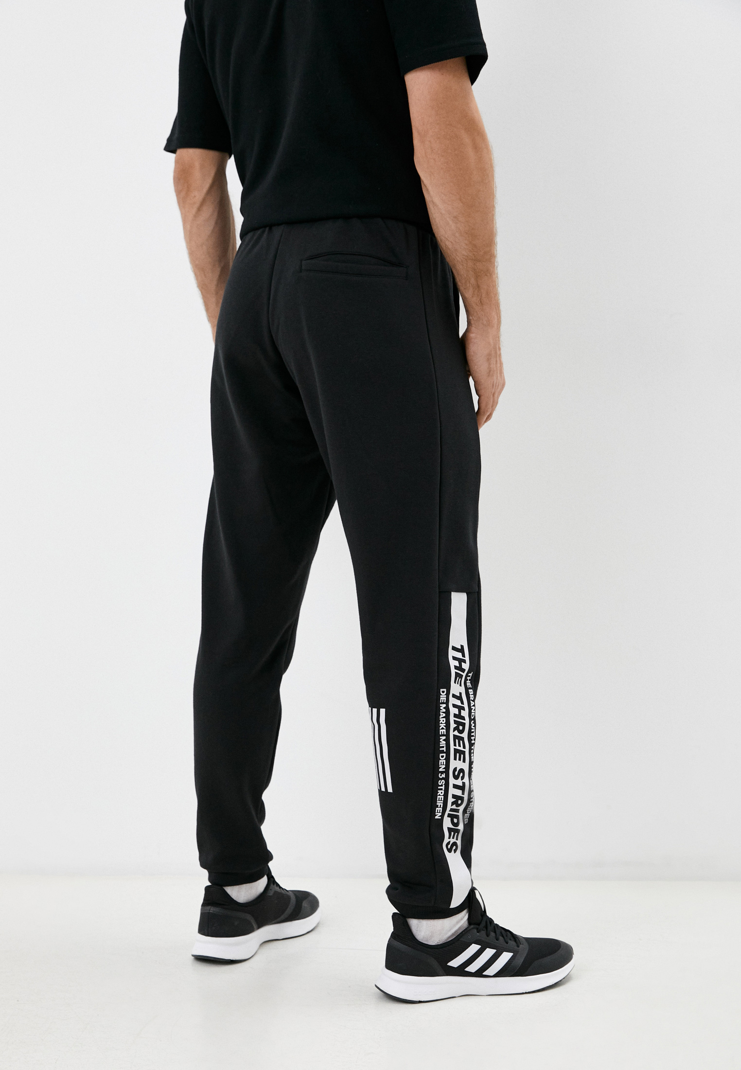 Мужские спортивные брюки Adidas (Адидас) HD0076 купить за 4099 руб.