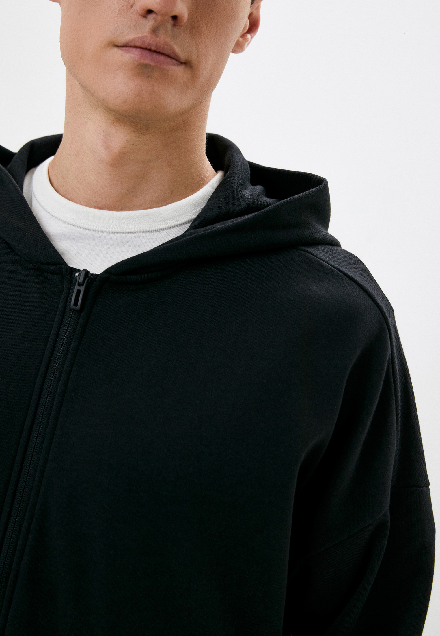 Мужские спортивные брюки Adidas (Адидас) GT6644 купить за 3999 руб.