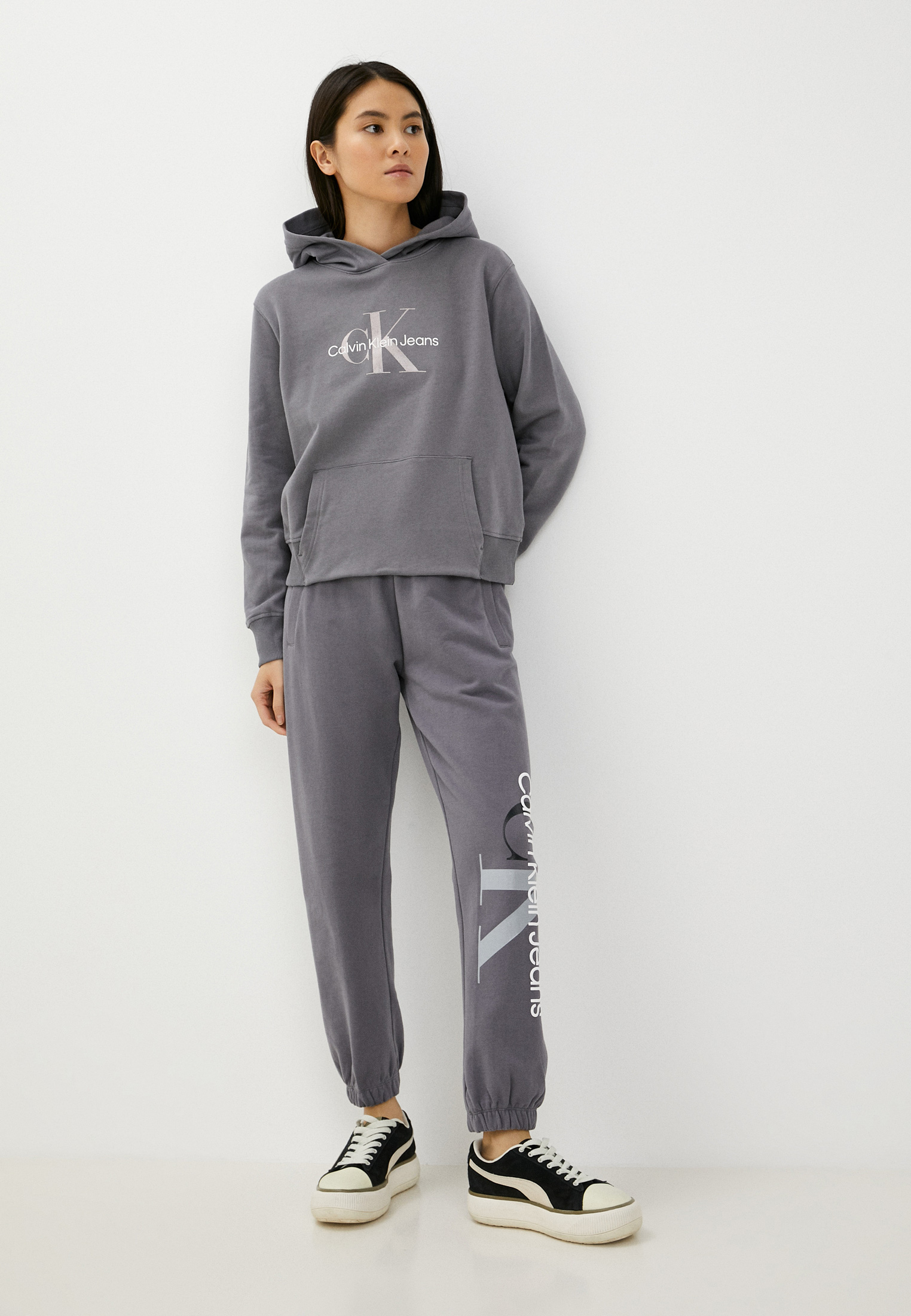 Женские худи Calvin Klein Jeans J20J217784 купить