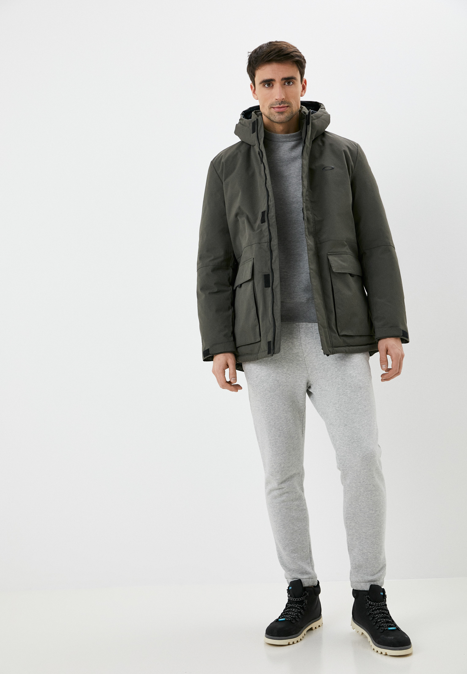 Мужская верхняя одежда Oakley (Оаклей) FOA402560 цвет хаки купить за ...