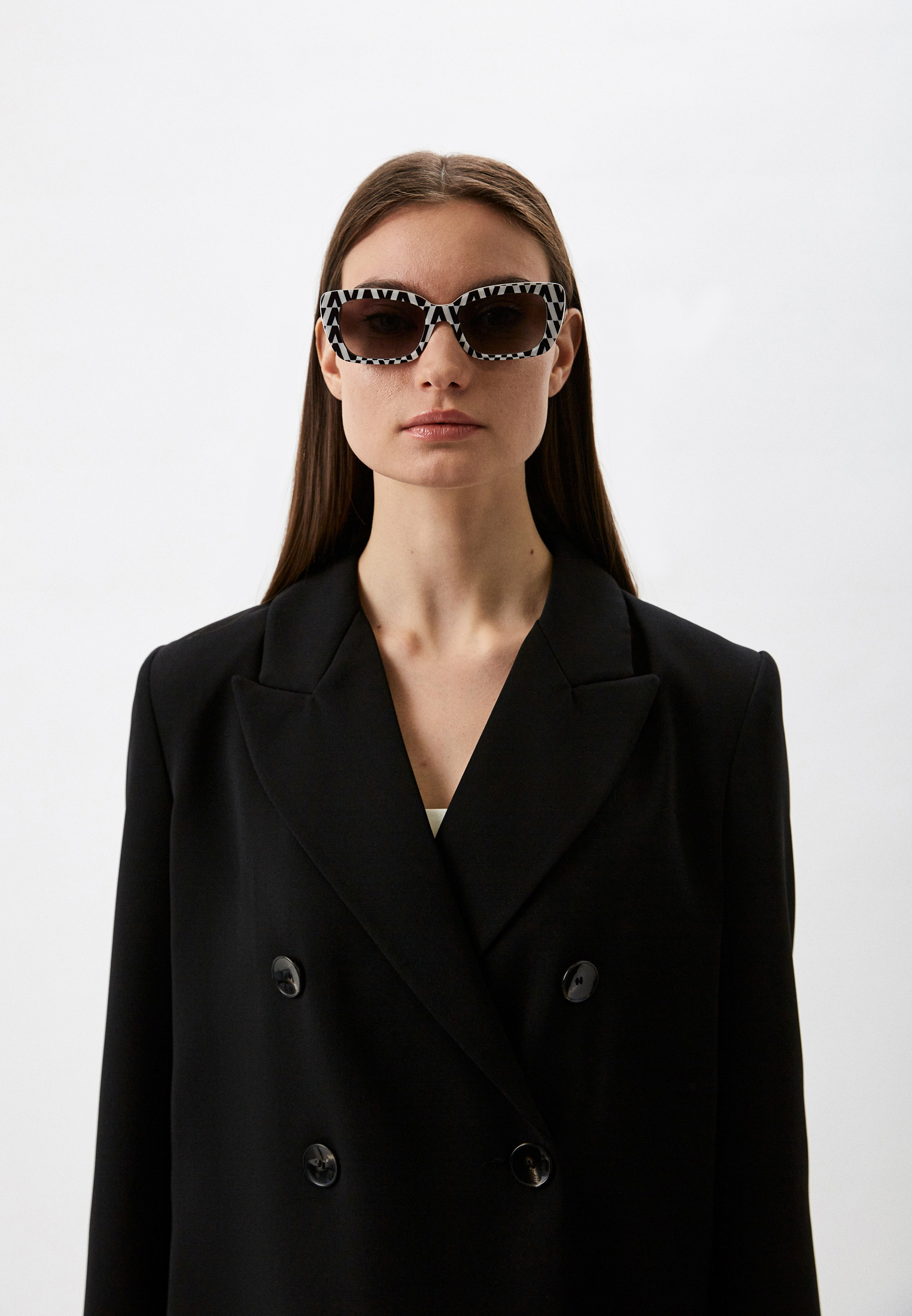 Женские солнцезащитные очки Valentino 0VA4096: изображение 2