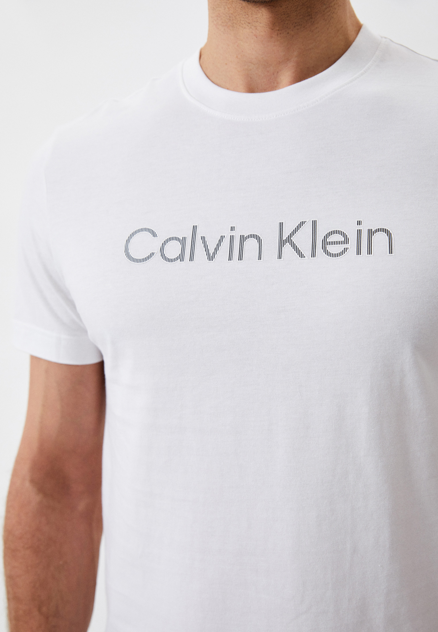 Мужская футболка Calvin Klein (Кельвин Кляйн) K10K108842: изображение 4