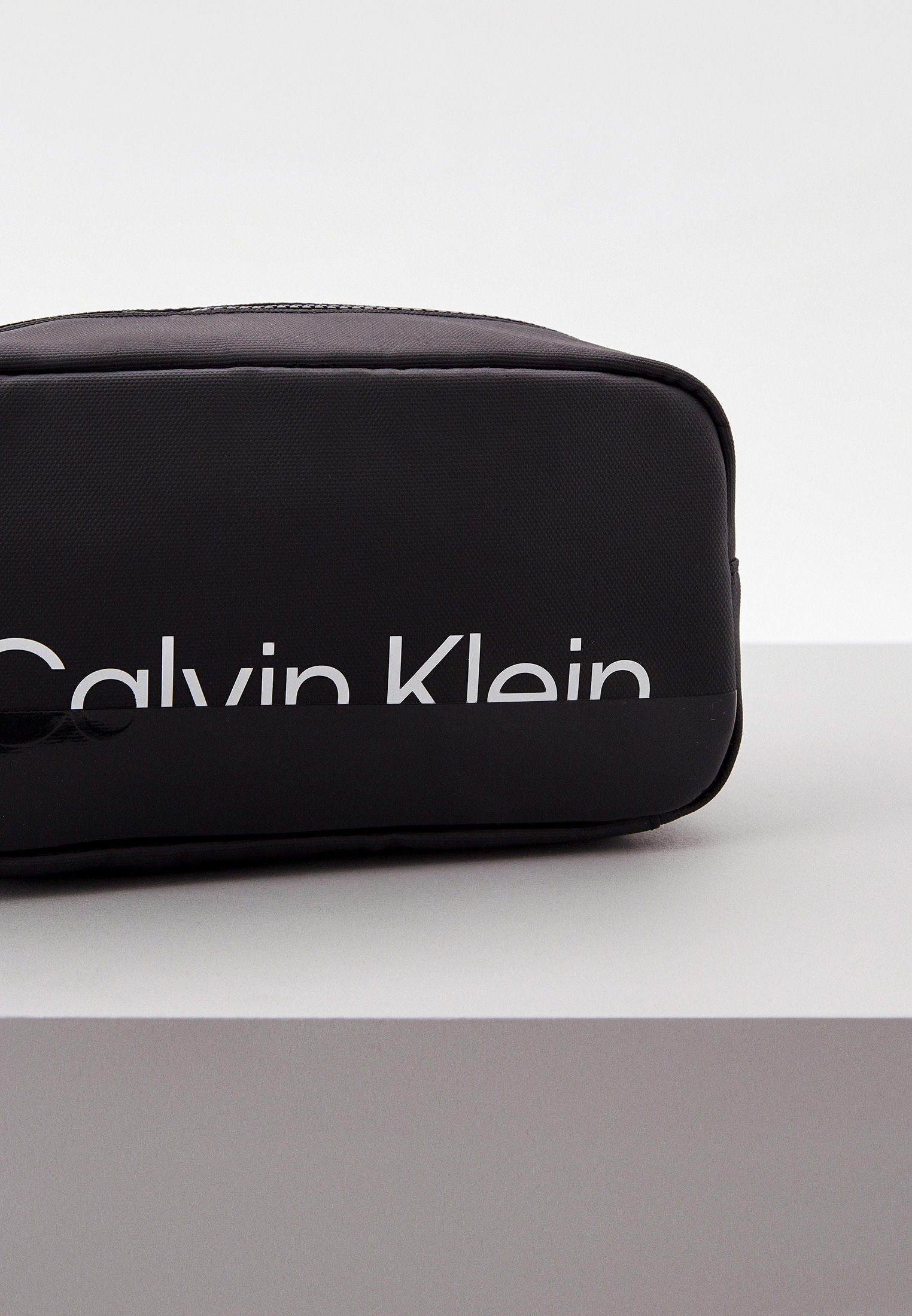 Несессер Calvin Klein (Кельвин Кляйн) K50K508404: изображение 3