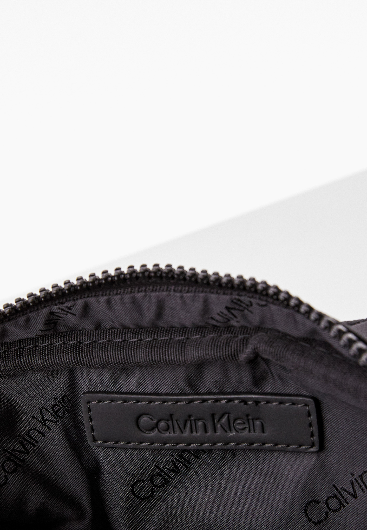 Поясная сумка Calvin Klein (Кельвин Кляйн) K50K508731: изображение 4