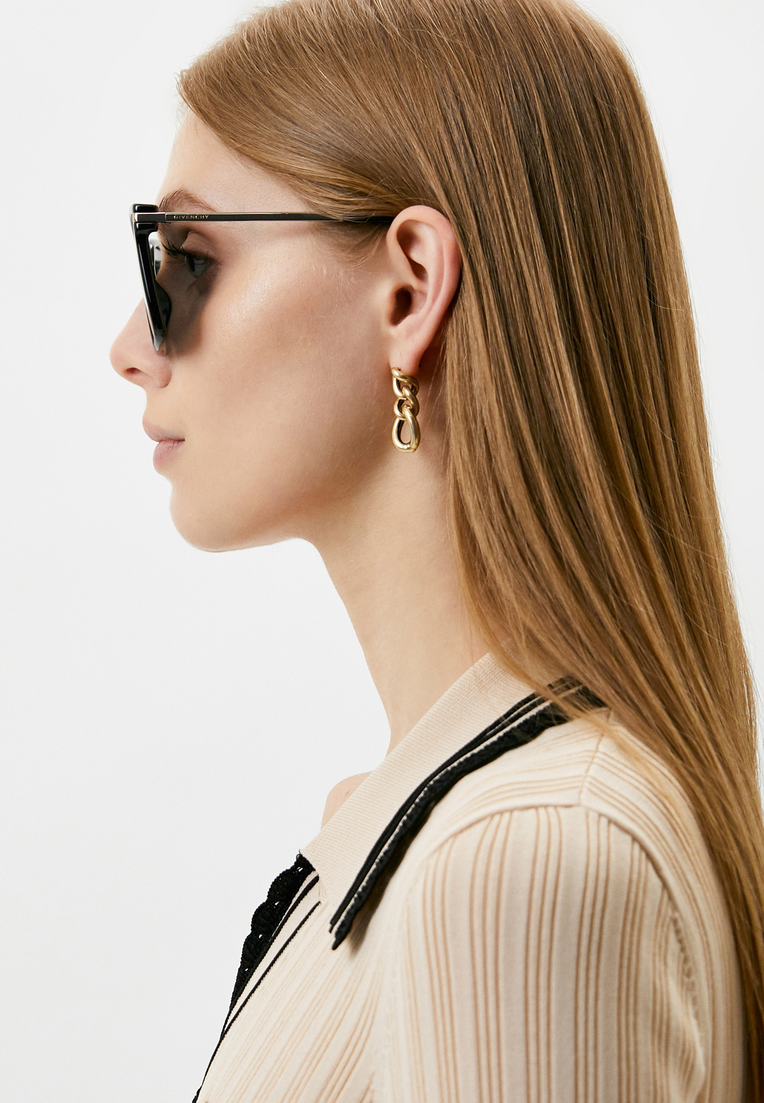 Женские солнцезащитные очки Givenchy GV 7130/S: изображение 5