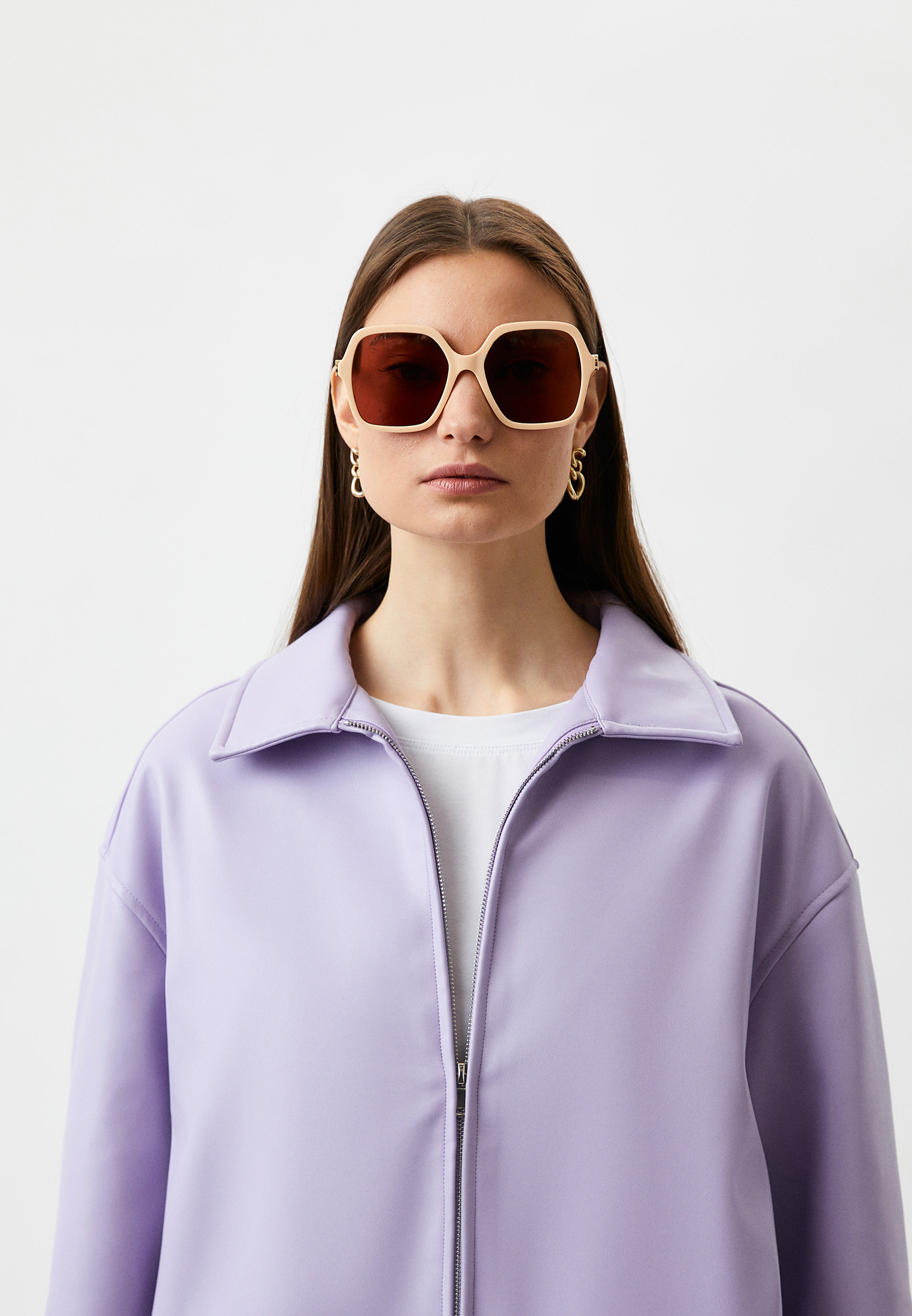 Женские солнцезащитные очки Gucci (Гуччи) GG1072S купить за 32900 руб.