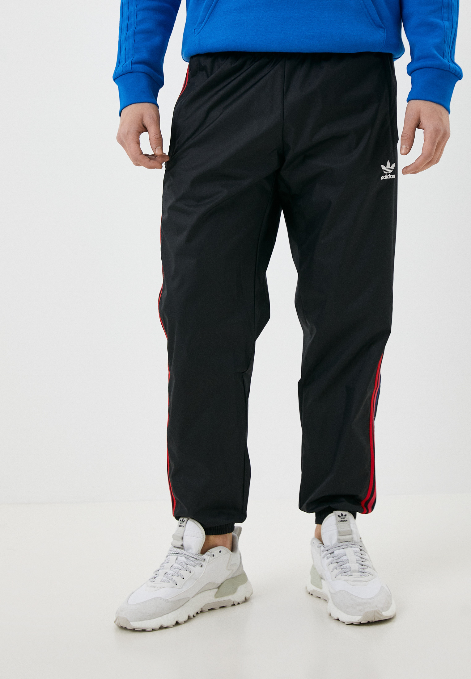 Мужские спортивные брюки Adidas Originals (Адидас Ориджиналс) GE0839 купить  за 5399 руб.