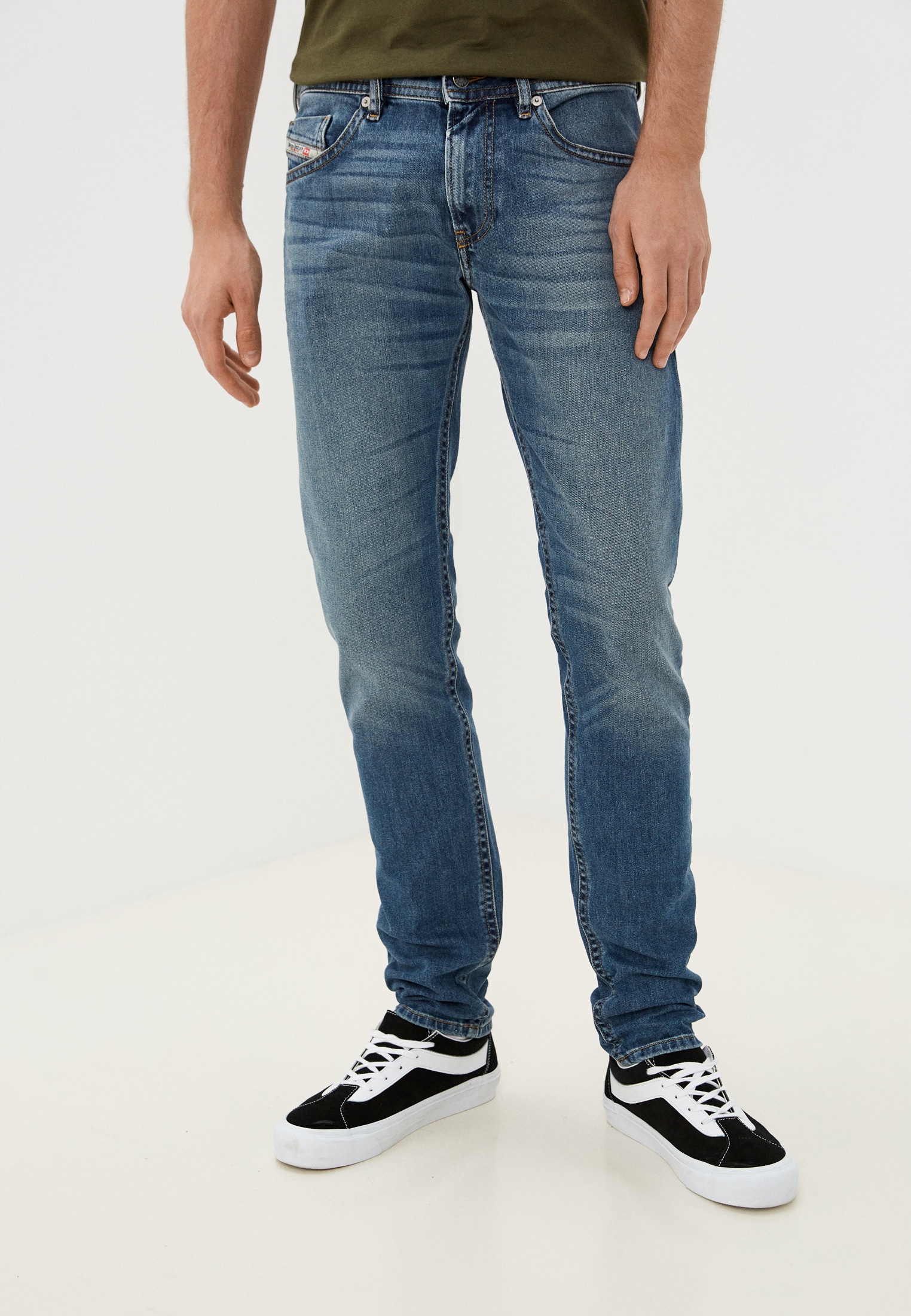 Мужские зауженные джинсы Diesel (Дизель) 00SB6F009EI: изображение 1